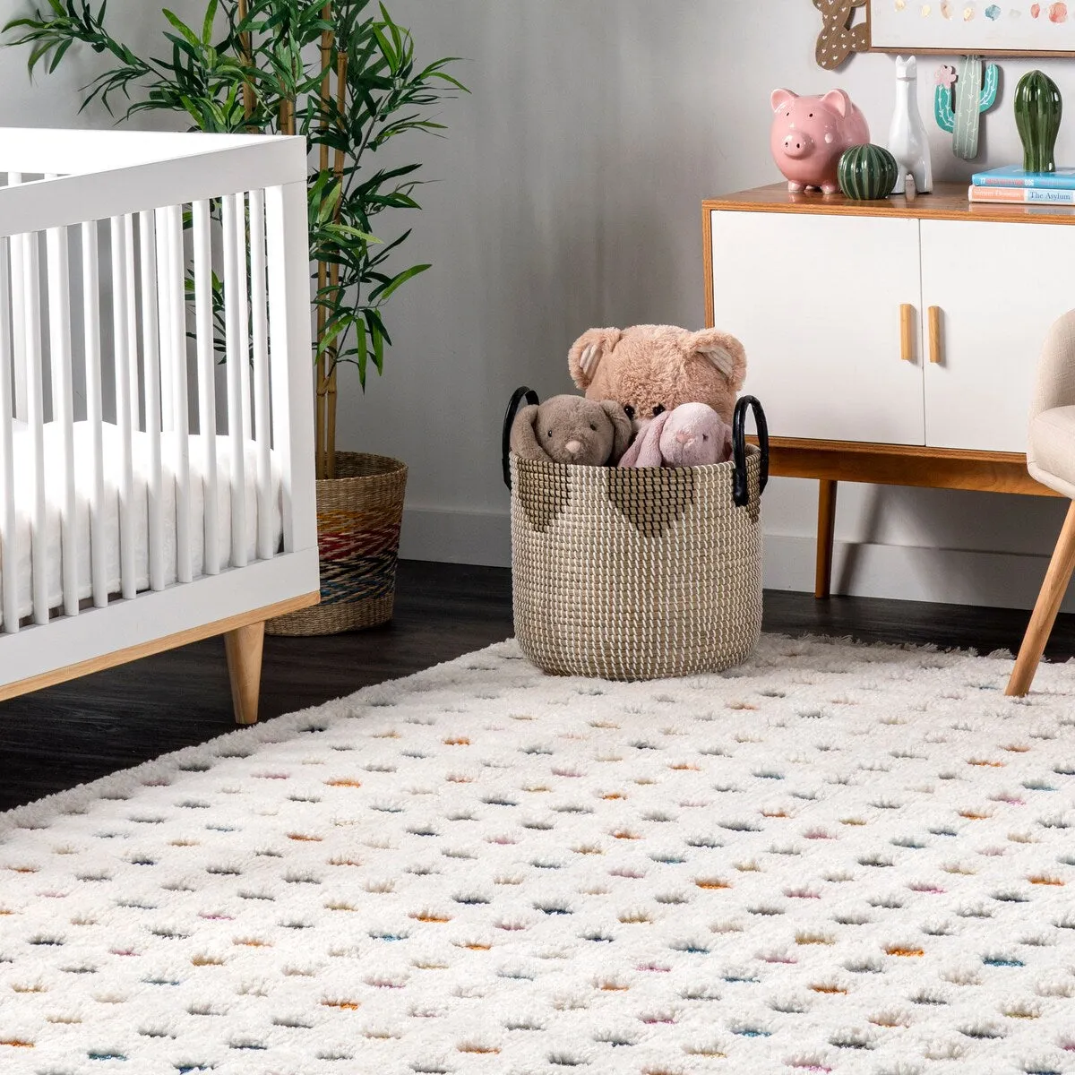 Nuloom Aurelia Dotted High-Low Kids Area Rug