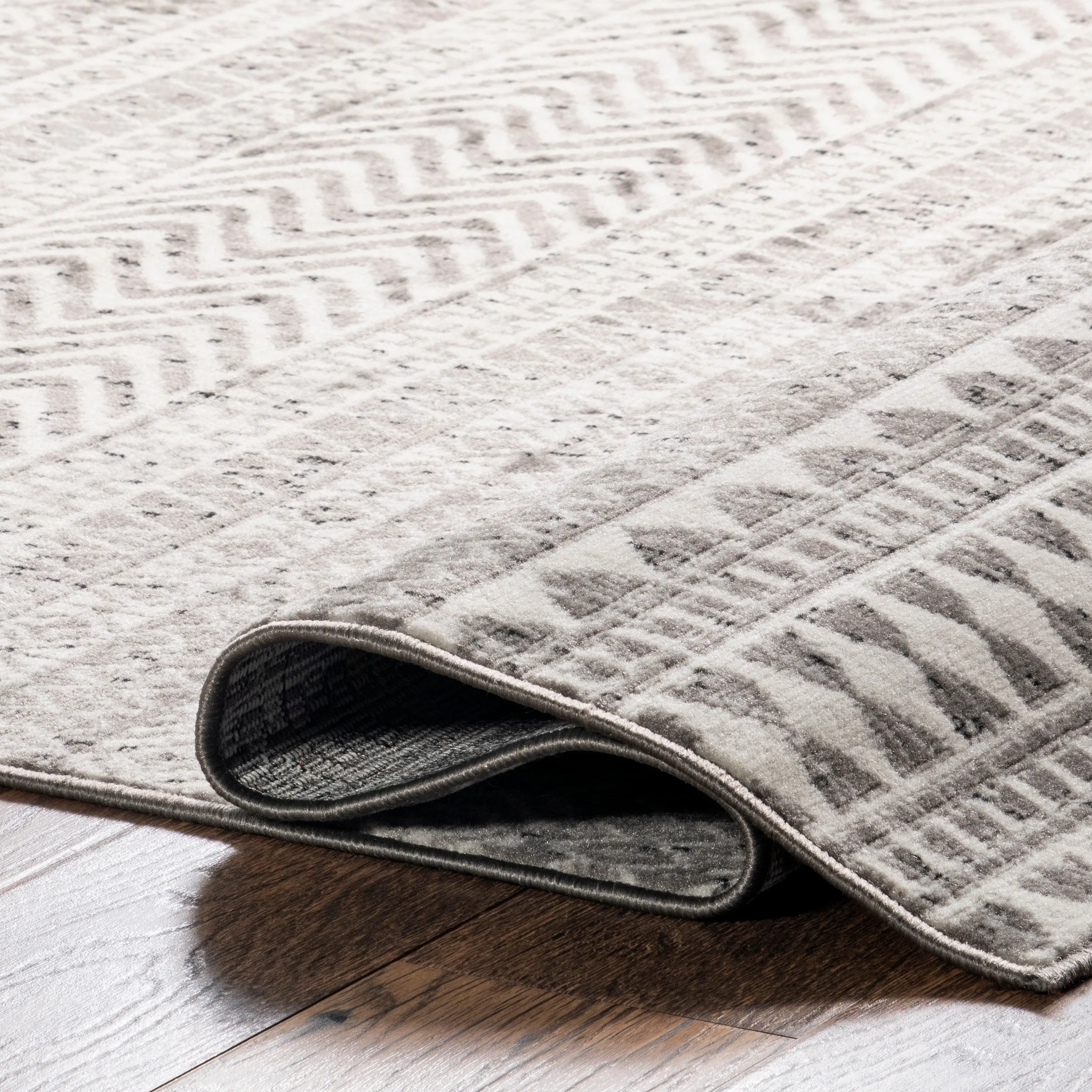 Nuloom Catherina Transitional Geometric Area Rug