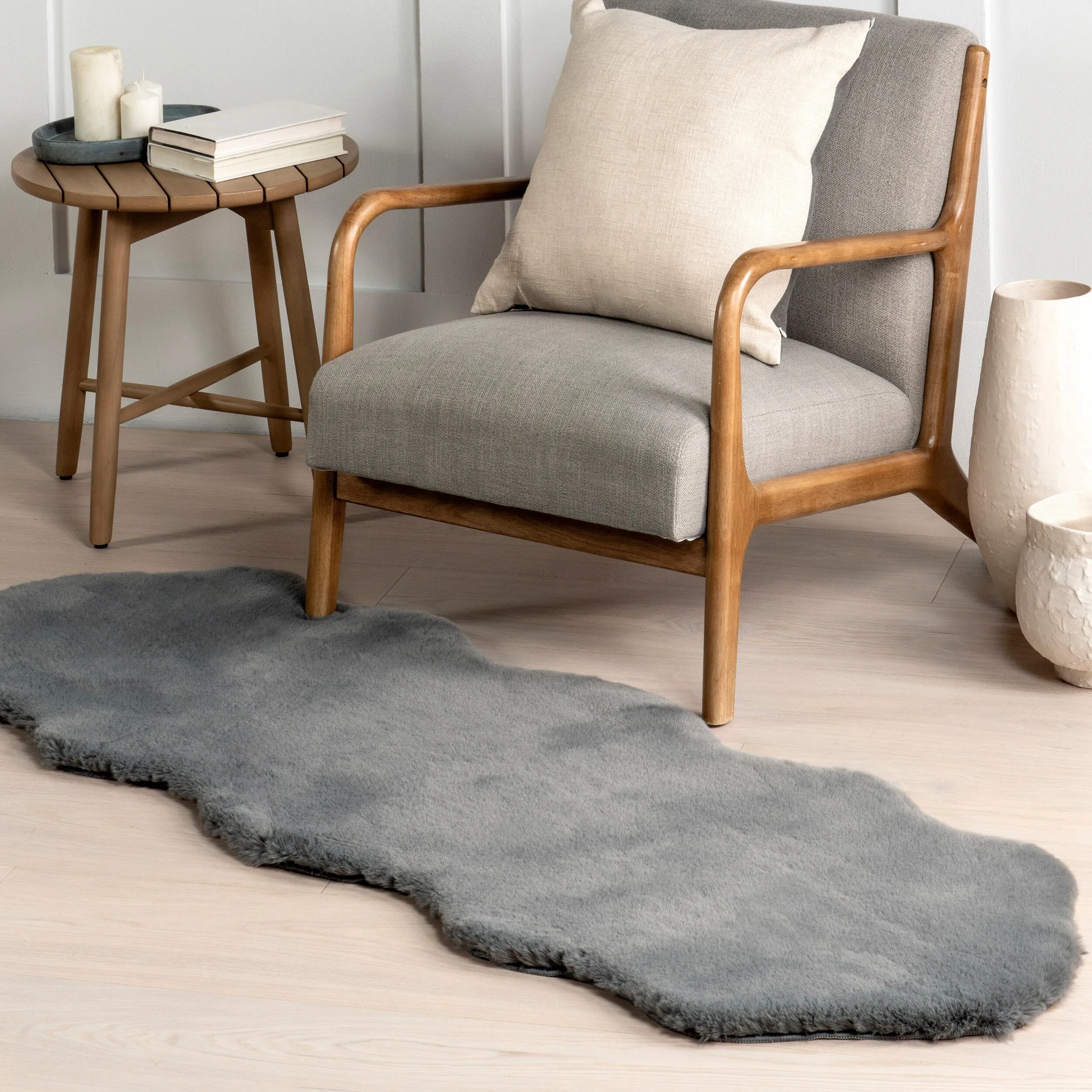 Nuloom Eline SuperiorWash Faux Sheepskin Machine Washable Area Rug
