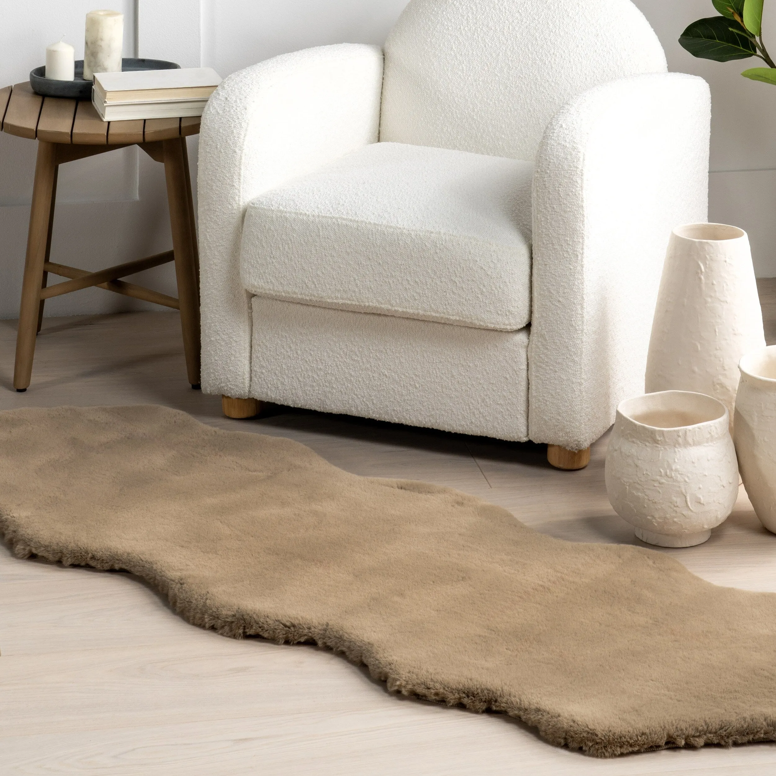 Nuloom Eline SuperiorWash Faux Sheepskin Machine Washable Area Rug
