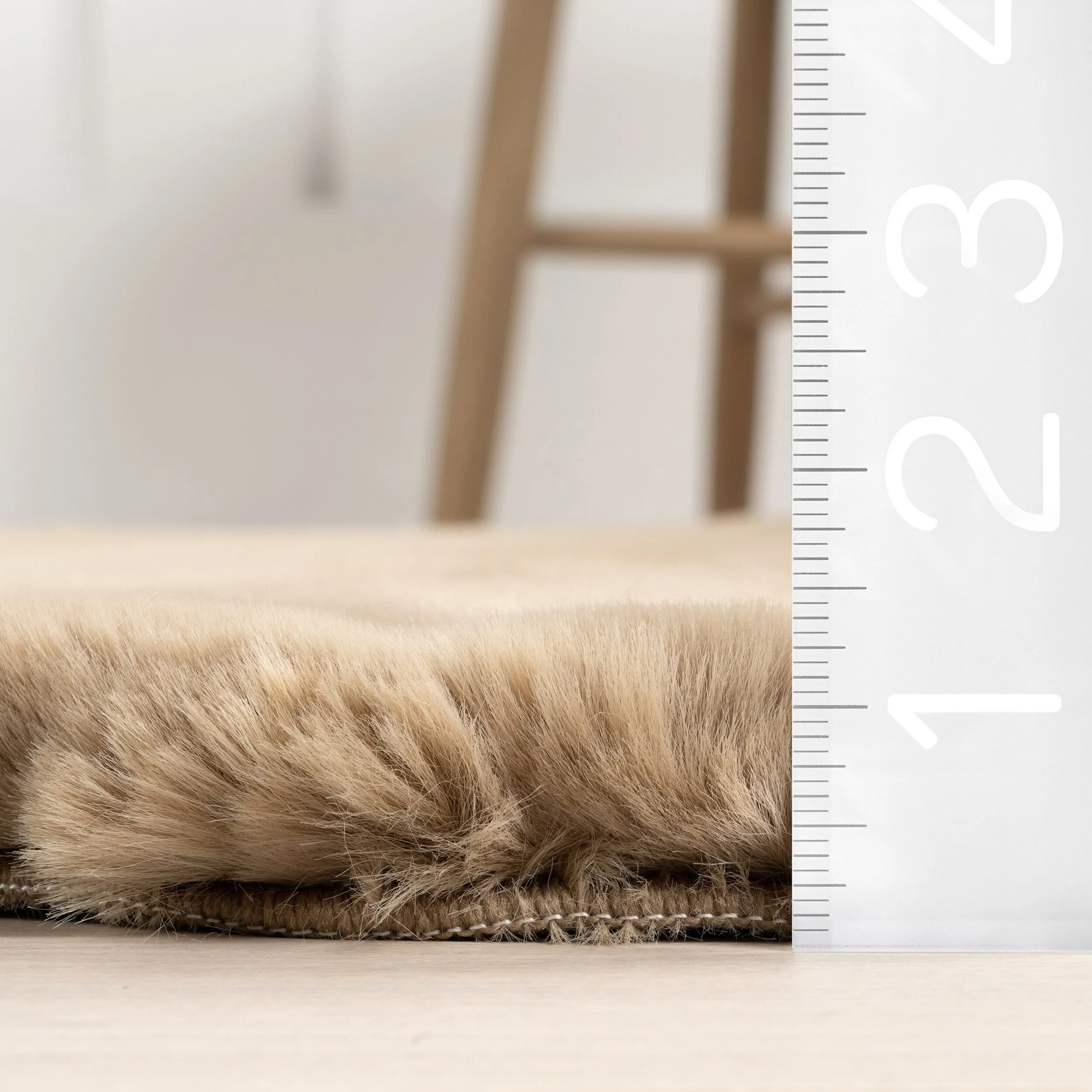 Nuloom Eline SuperiorWash Faux Sheepskin Machine Washable Area Rug