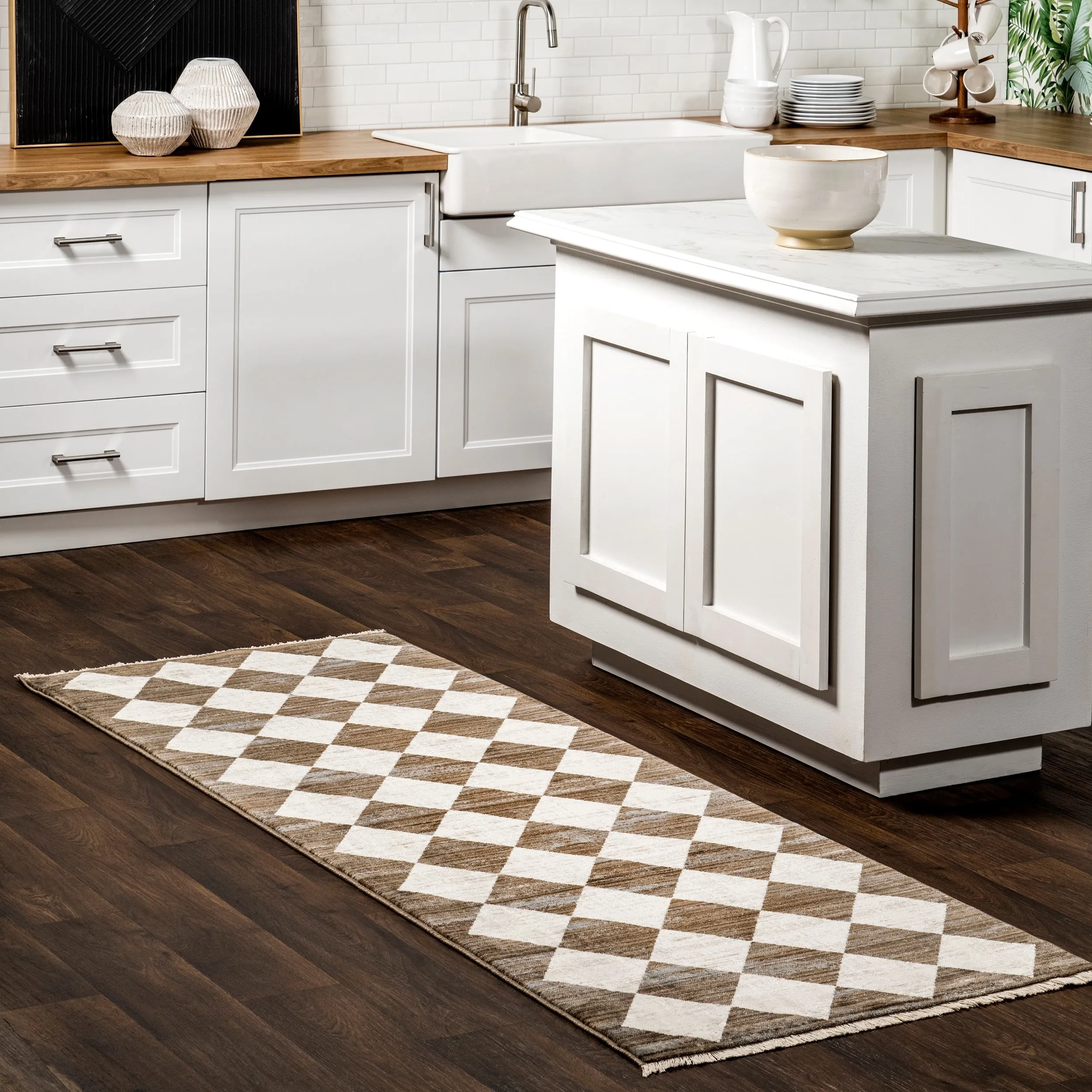Nuloom Joseline Checkered Fringe Area Rug