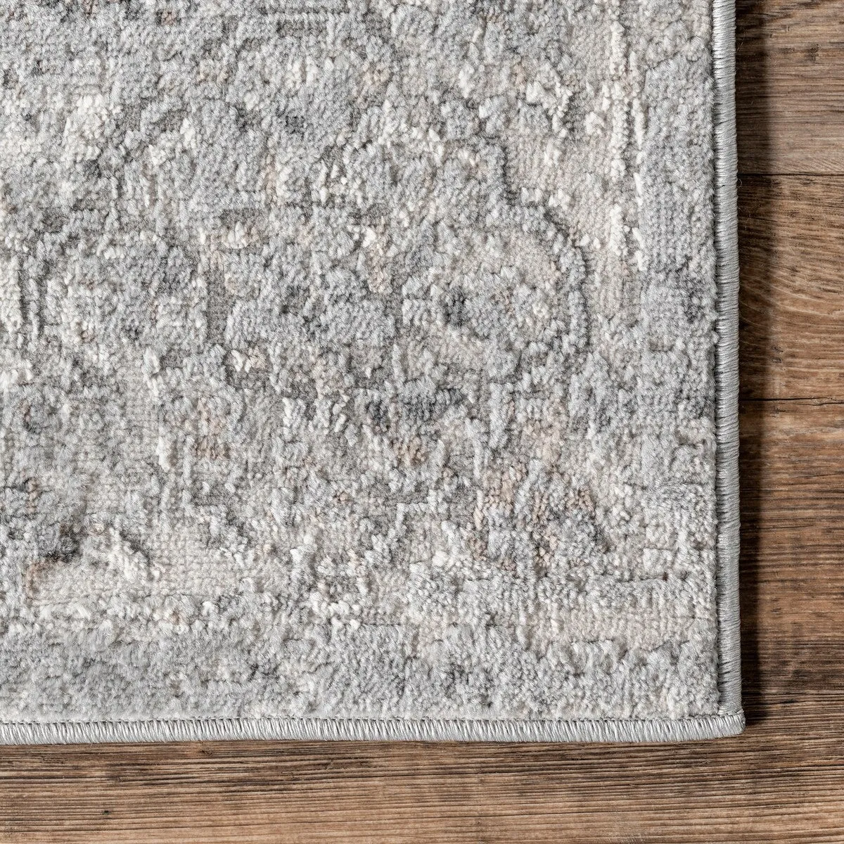 Nuloom Lola Distressed Medallion Area Rug