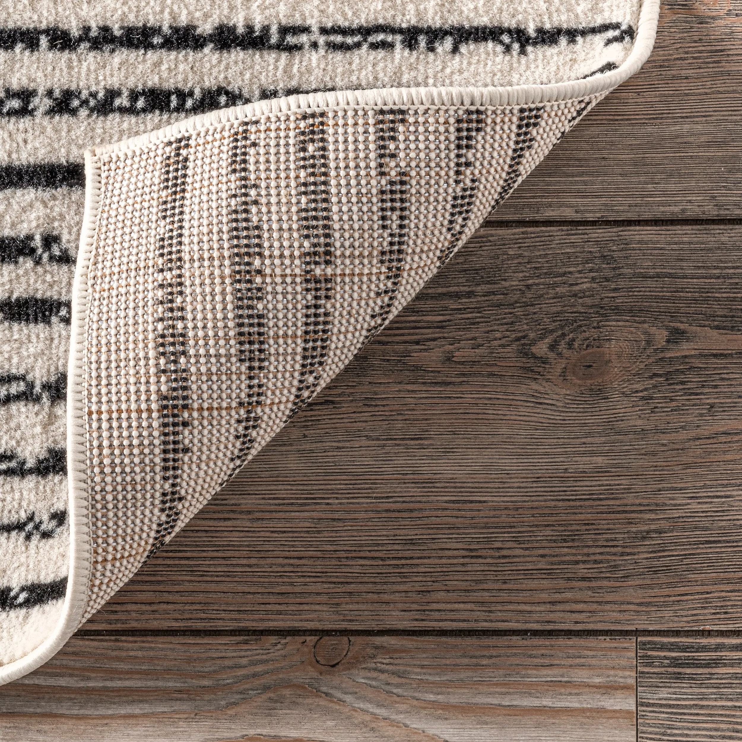 Nuloom Romina Diamond Stripes Area Rug
