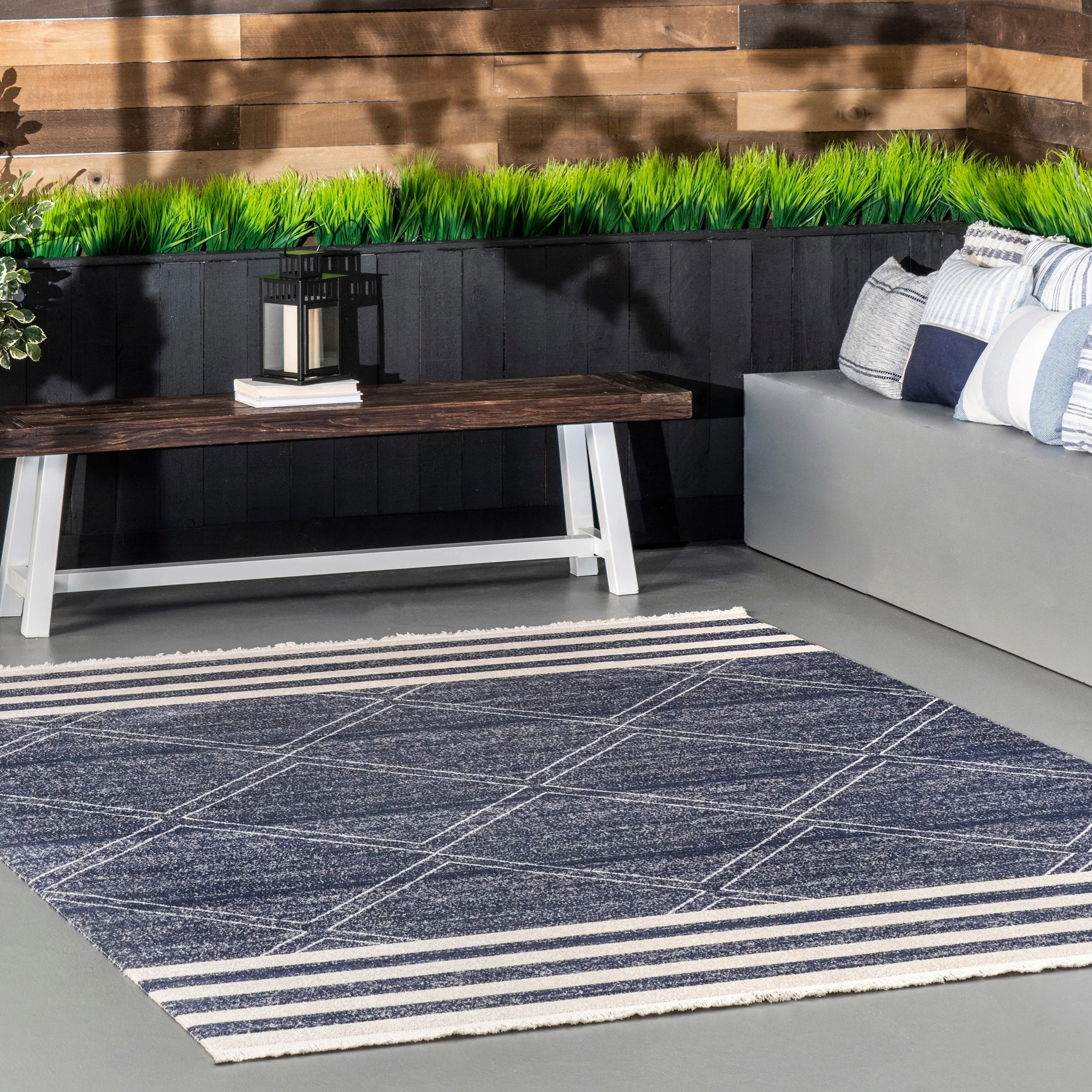 Nuloom Shasta Diamond Stripe Indoor/ Outdoor Area Rug