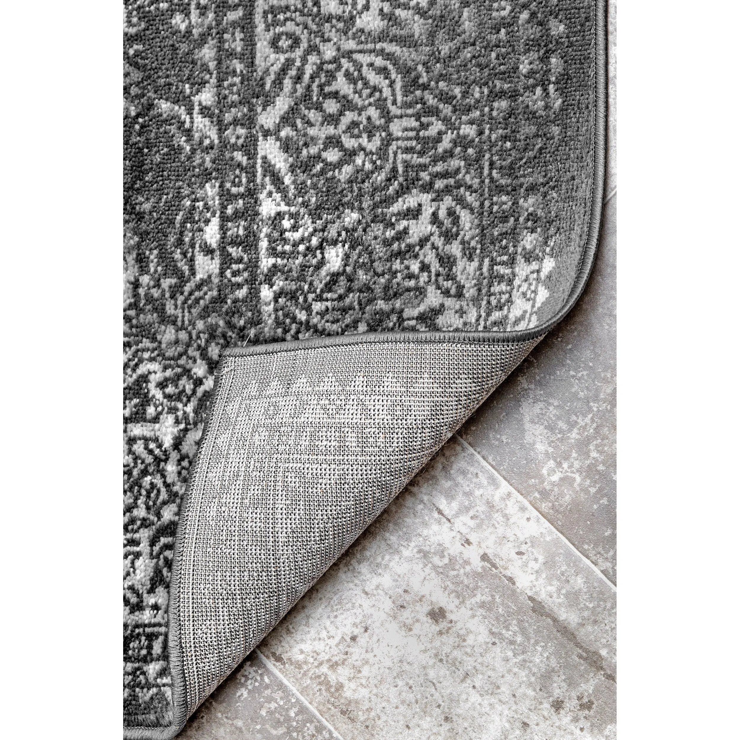 Nuloom Transitional Persian Delores Area Rug