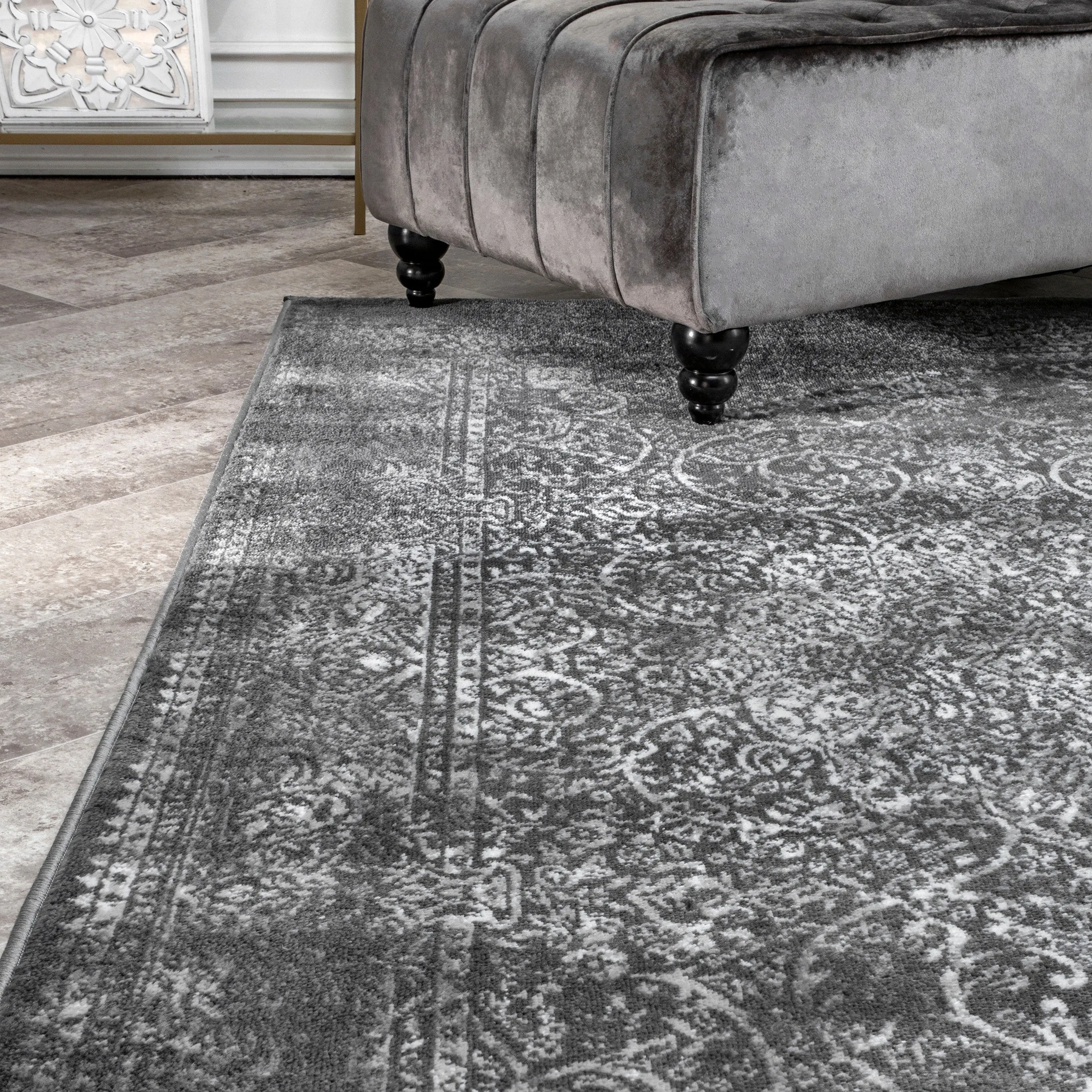 Nuloom Transitional Persian Delores Area Rug