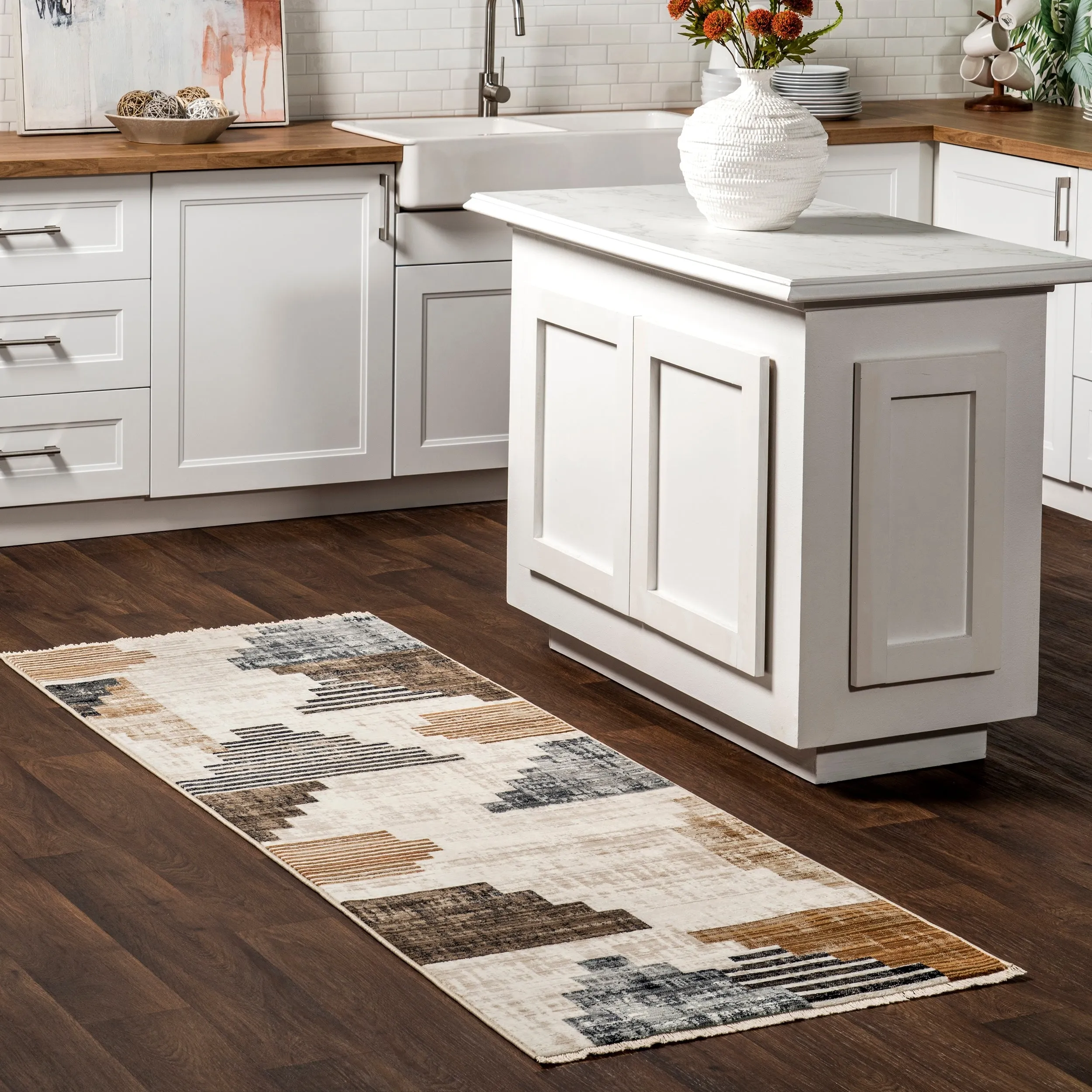Nuloom Vickie Abstract Fringe Area Rug