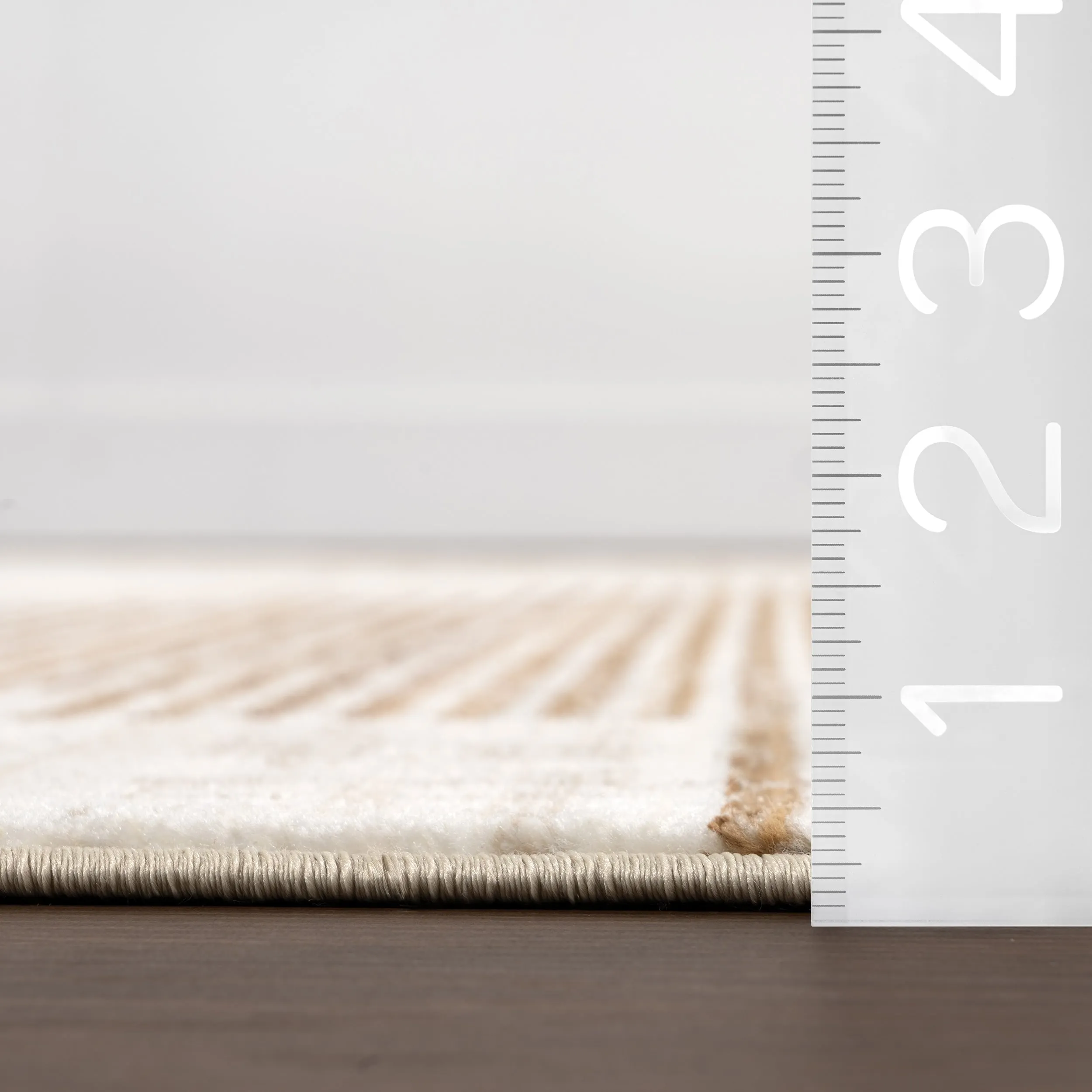 Nuloom Vickie Abstract Fringe Area Rug