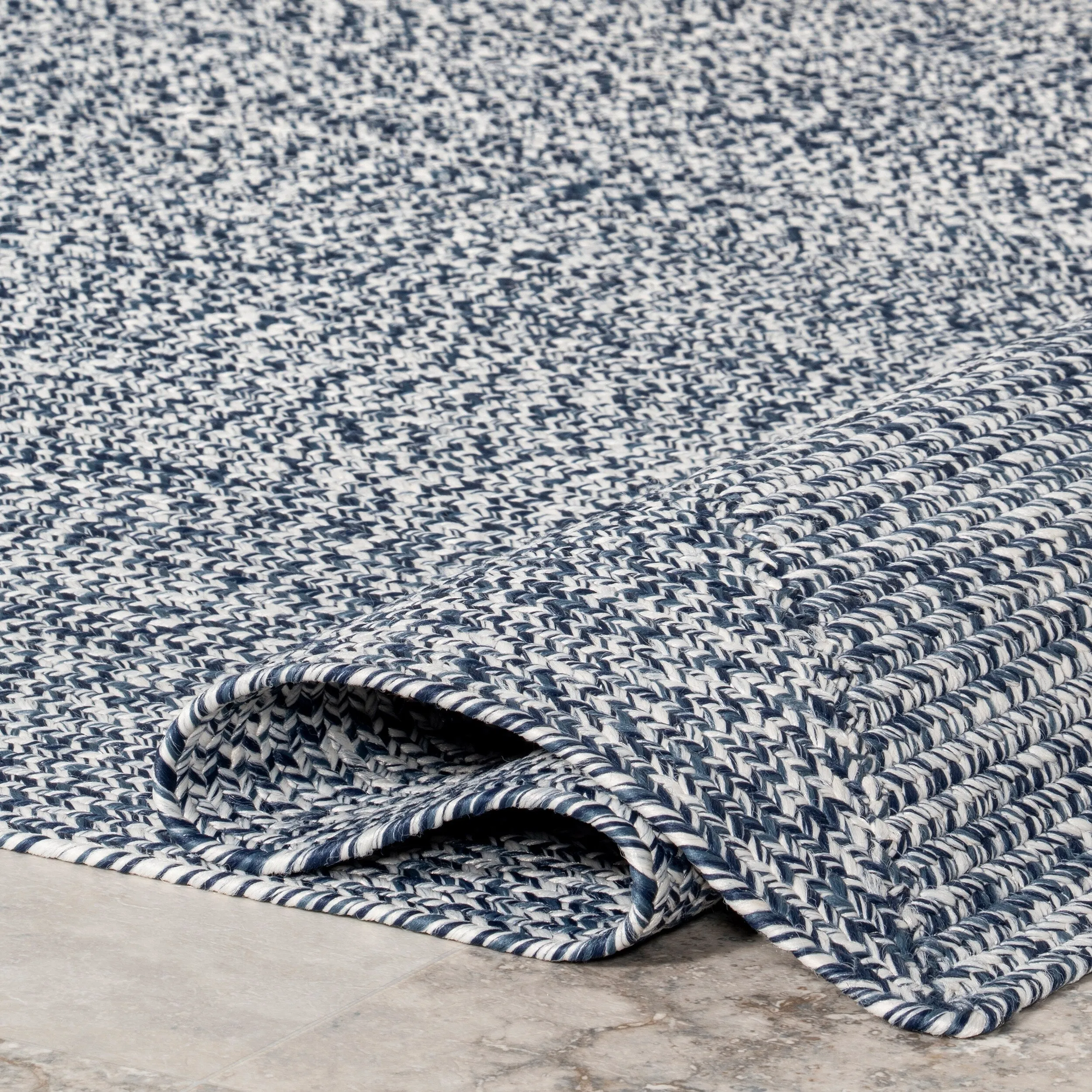 Nuloom Wynn Braided Indoor/Outdoor Area Rug