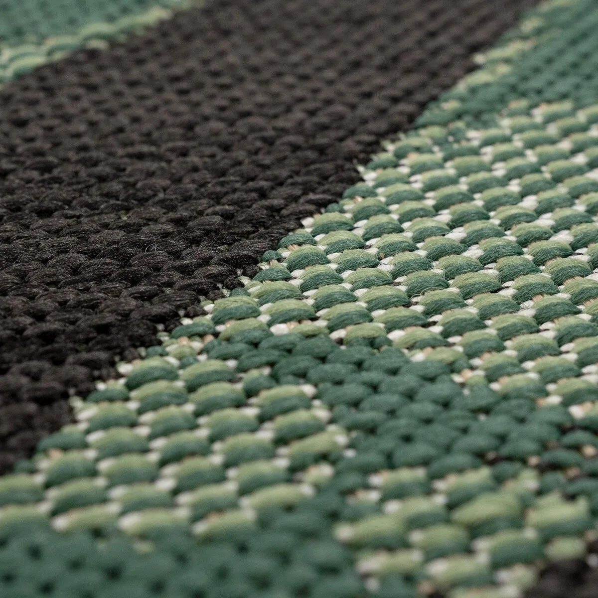 Outdoor Rug with Floral Palm Leaf Design Waterproof