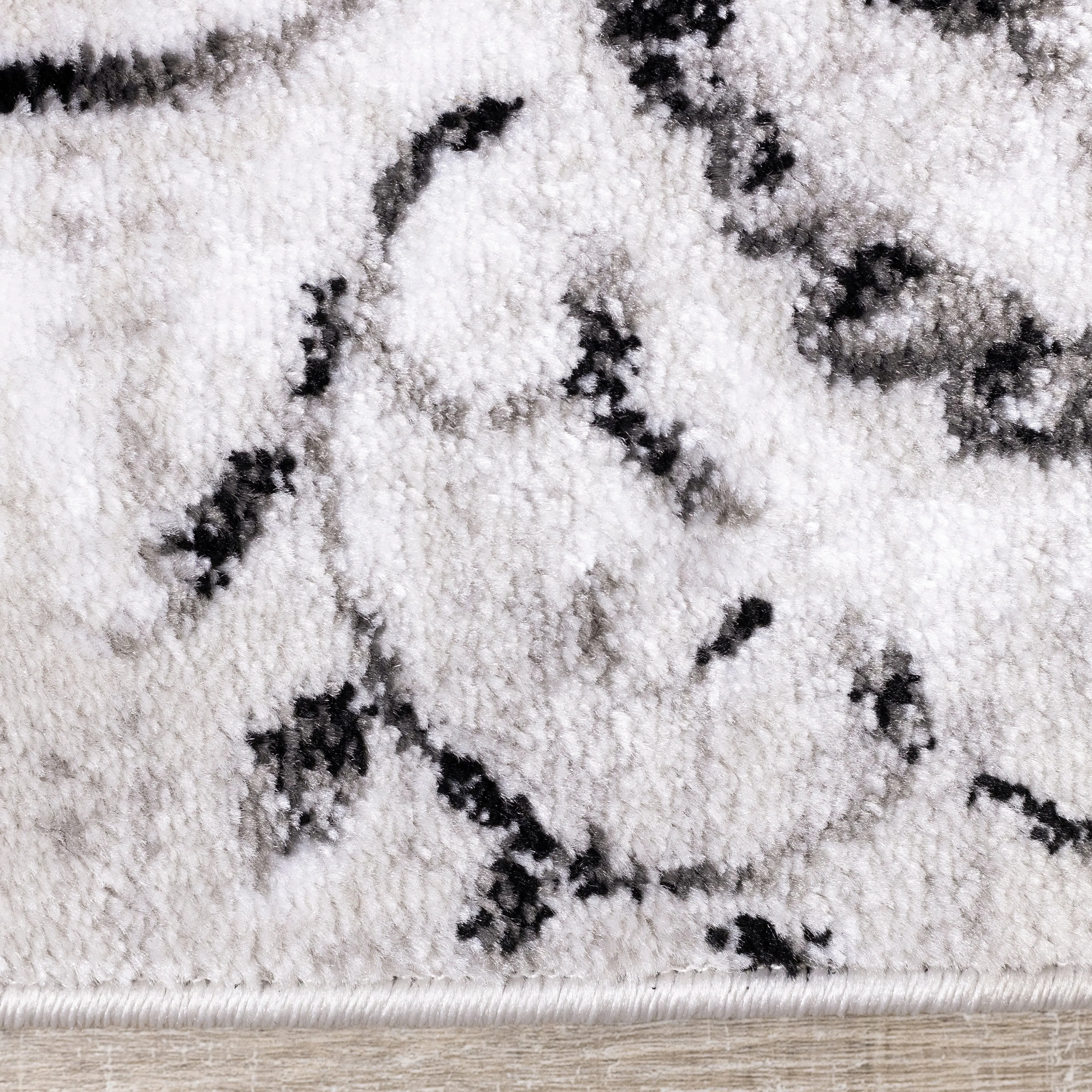 Perry Collection - Venetian Silver Damask Rug