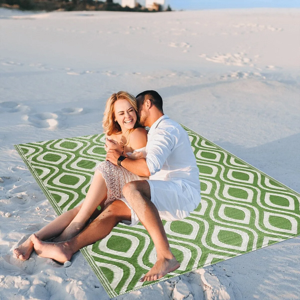 Playa Rug Outdoor Recycled Reversible Plastic Folded Mat/Rug Venice Collection Lightweight & Weather. Water and UV Resistant