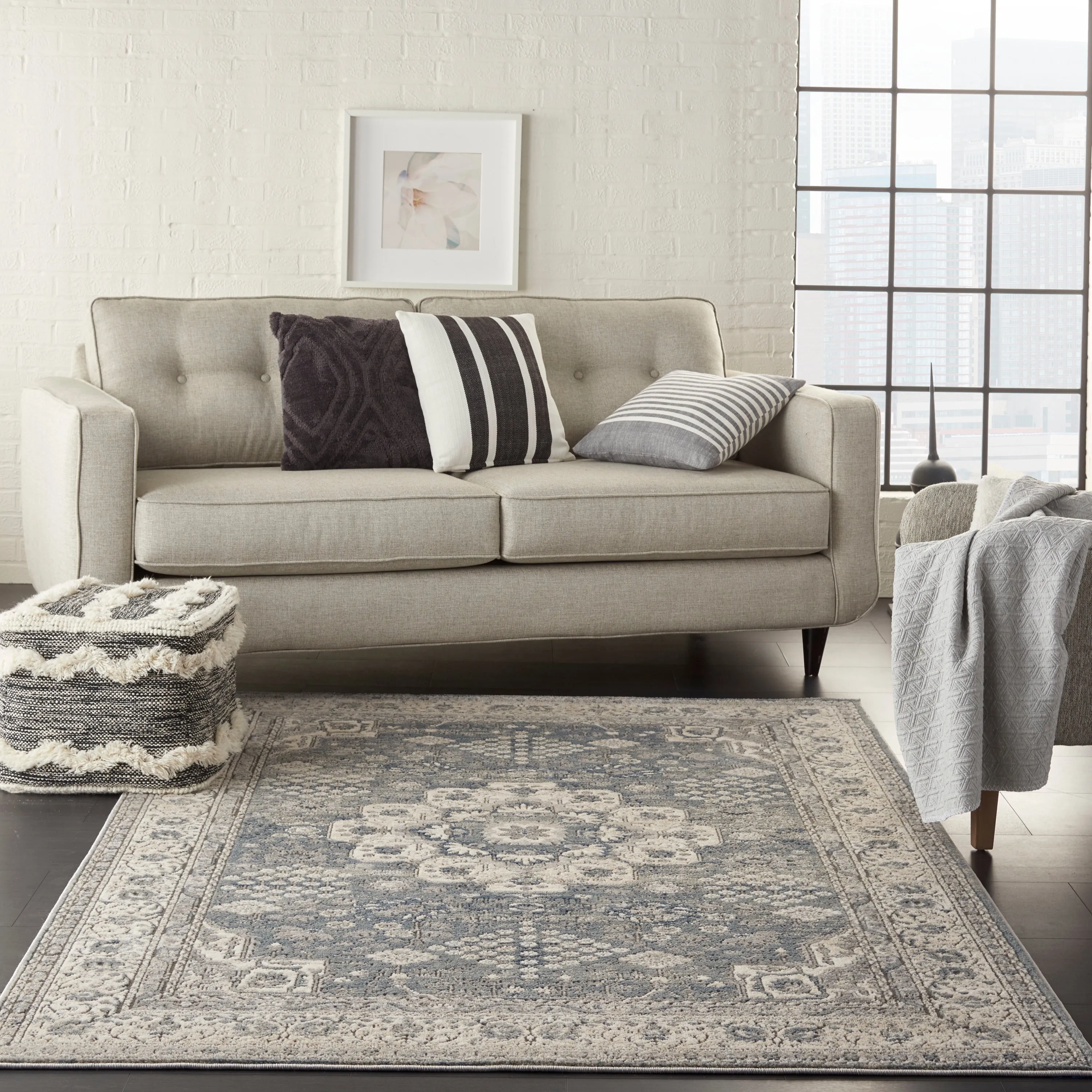Porch & Den Traditional Bordered Medallion Area Rug