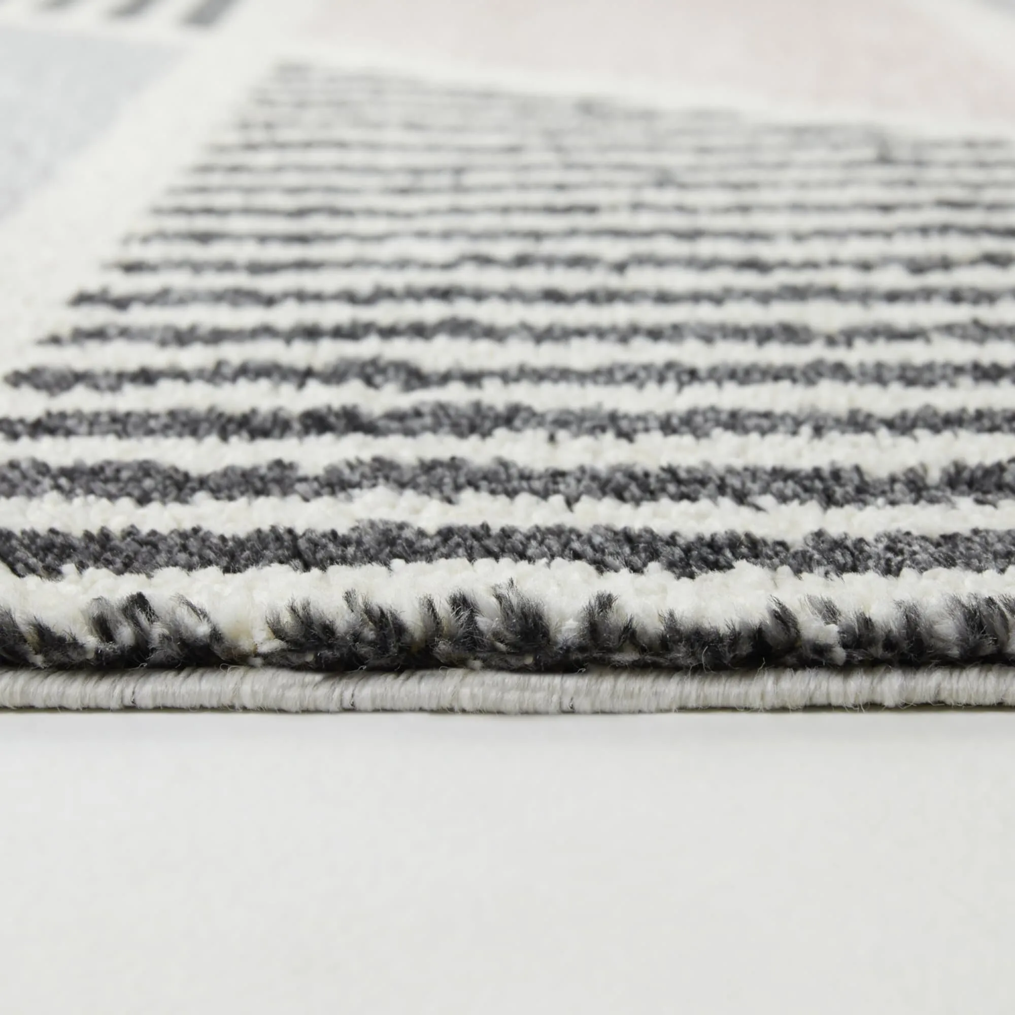 Rafael Modern Geometric Area Rug