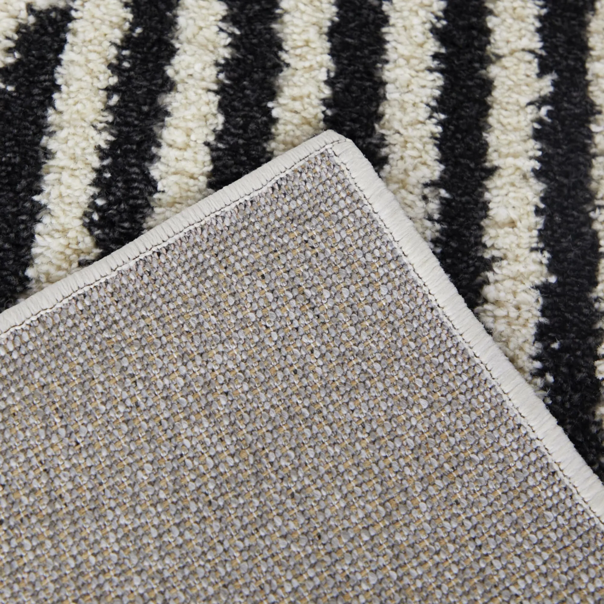 Rafael Modern Geometric Area Rug