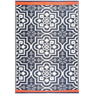 Reversible Mats Plastic Outdoor Rug for Camping. Patio. Backyard. RV. Picnic. Deck