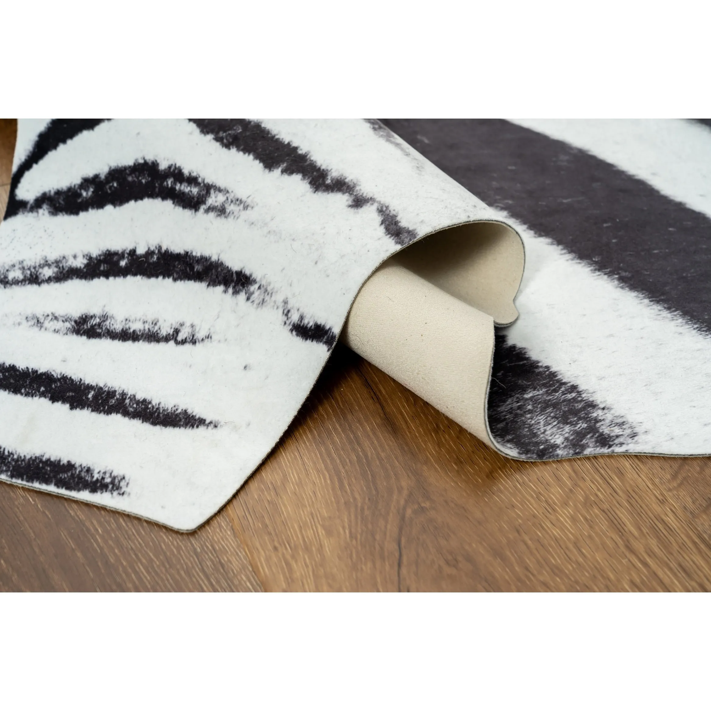 Rio Collection Black/White Faux Zebra Hide Printed Rug