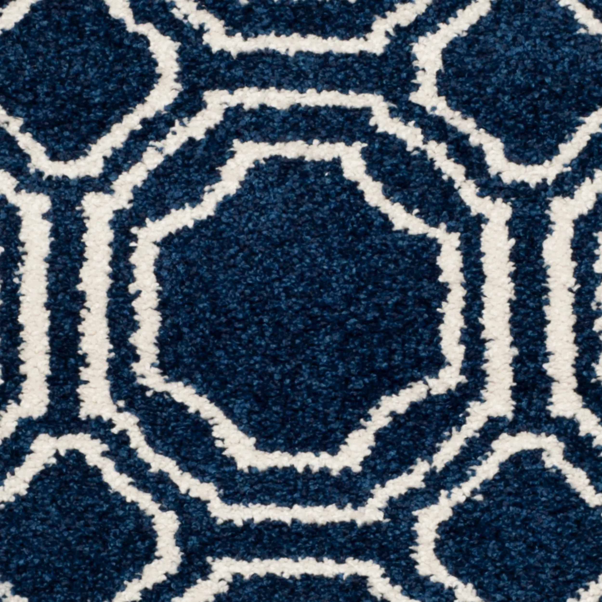 SAFAVIEH Amherst Aleksei Modern Rug