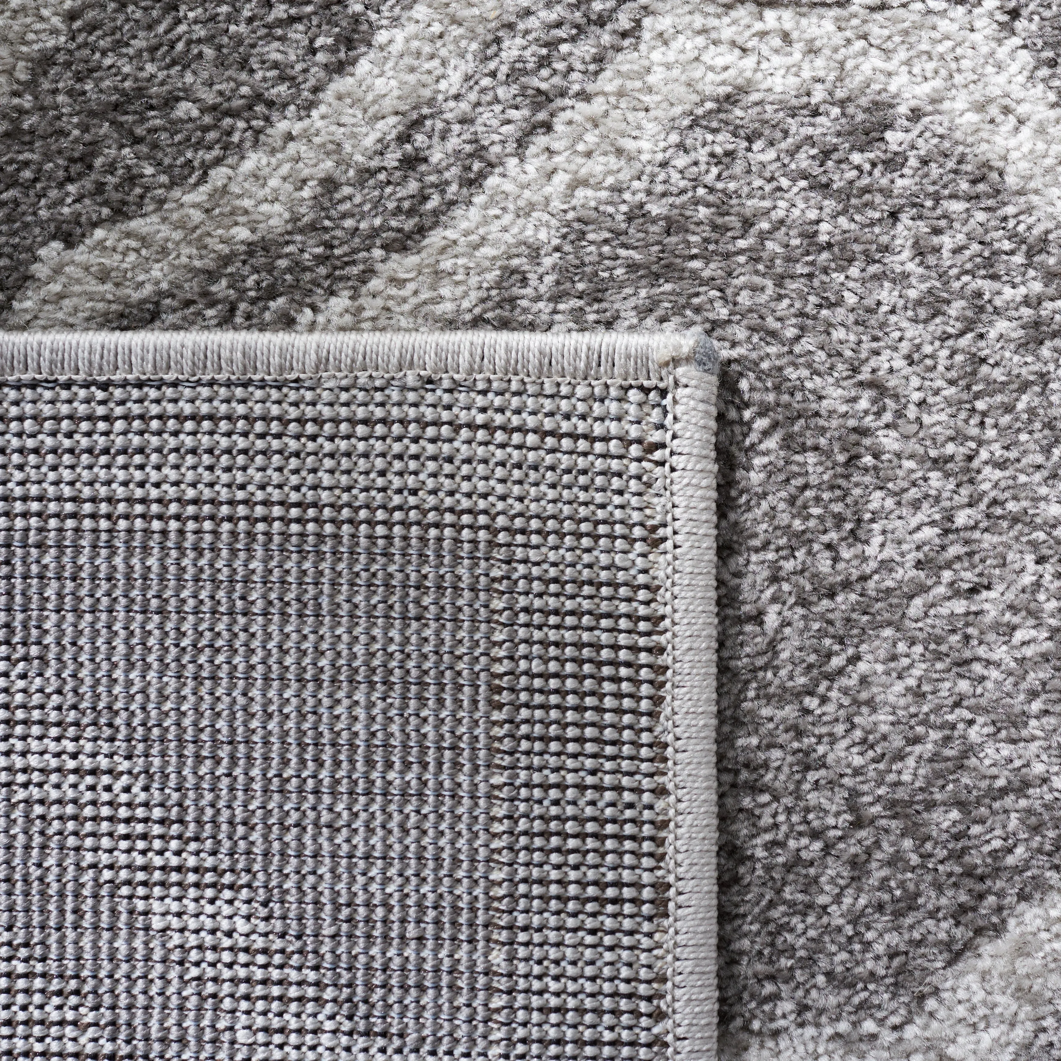 SAFAVIEH Amherst Aleksei Modern Rug