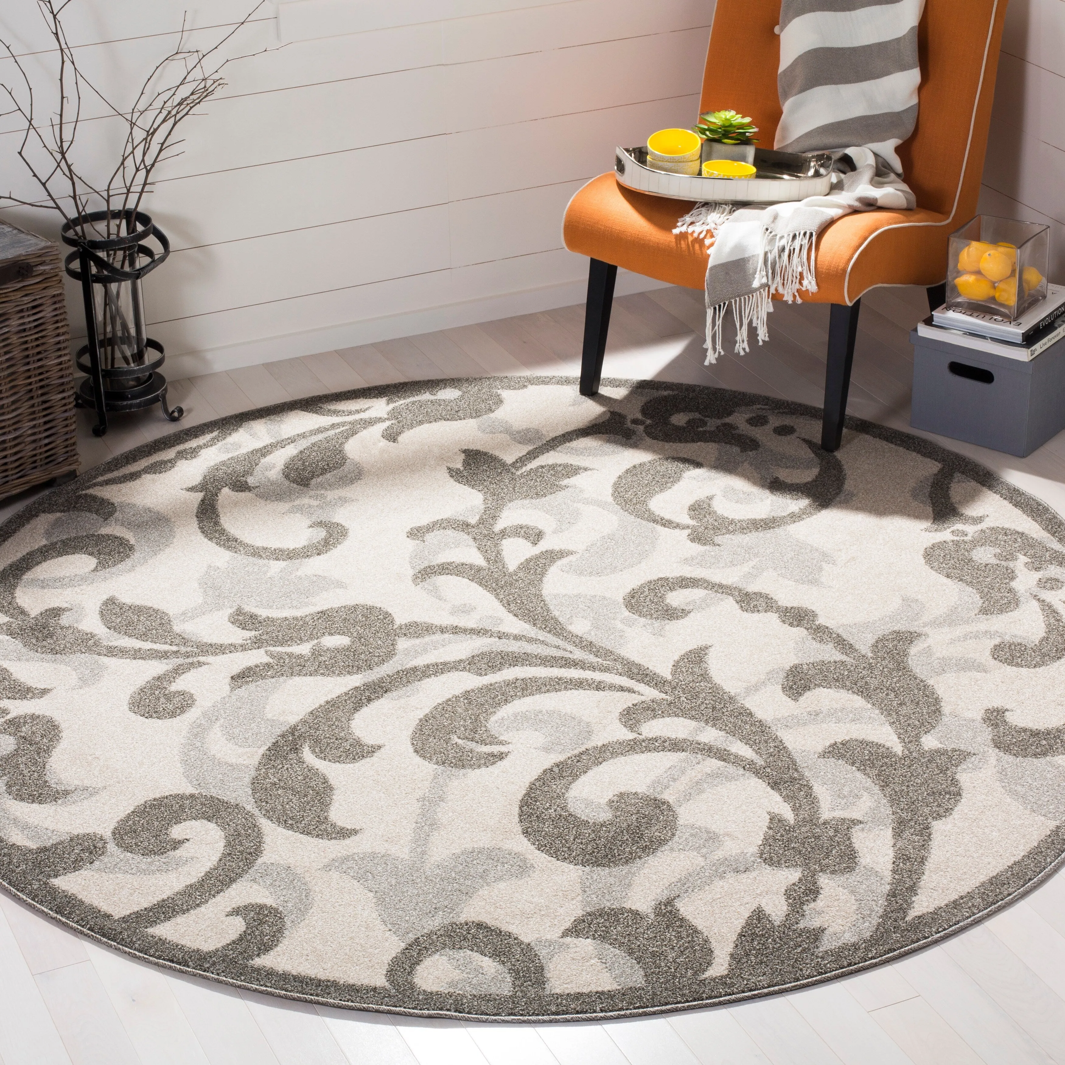 SAFAVIEH Amherst Mujesira Modern Rug
