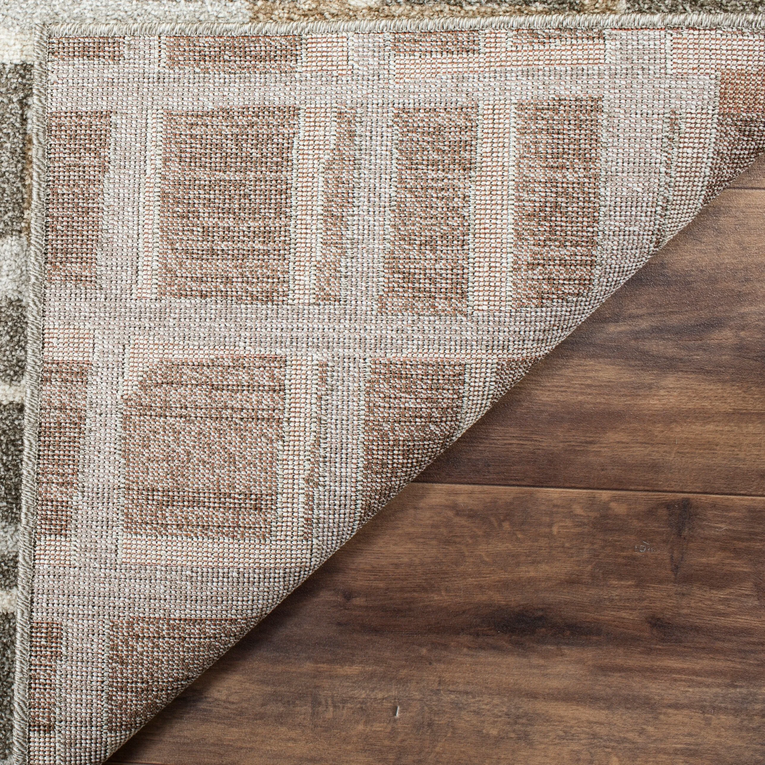 SAFAVIEH Amherst Raimonda Modern Rug
