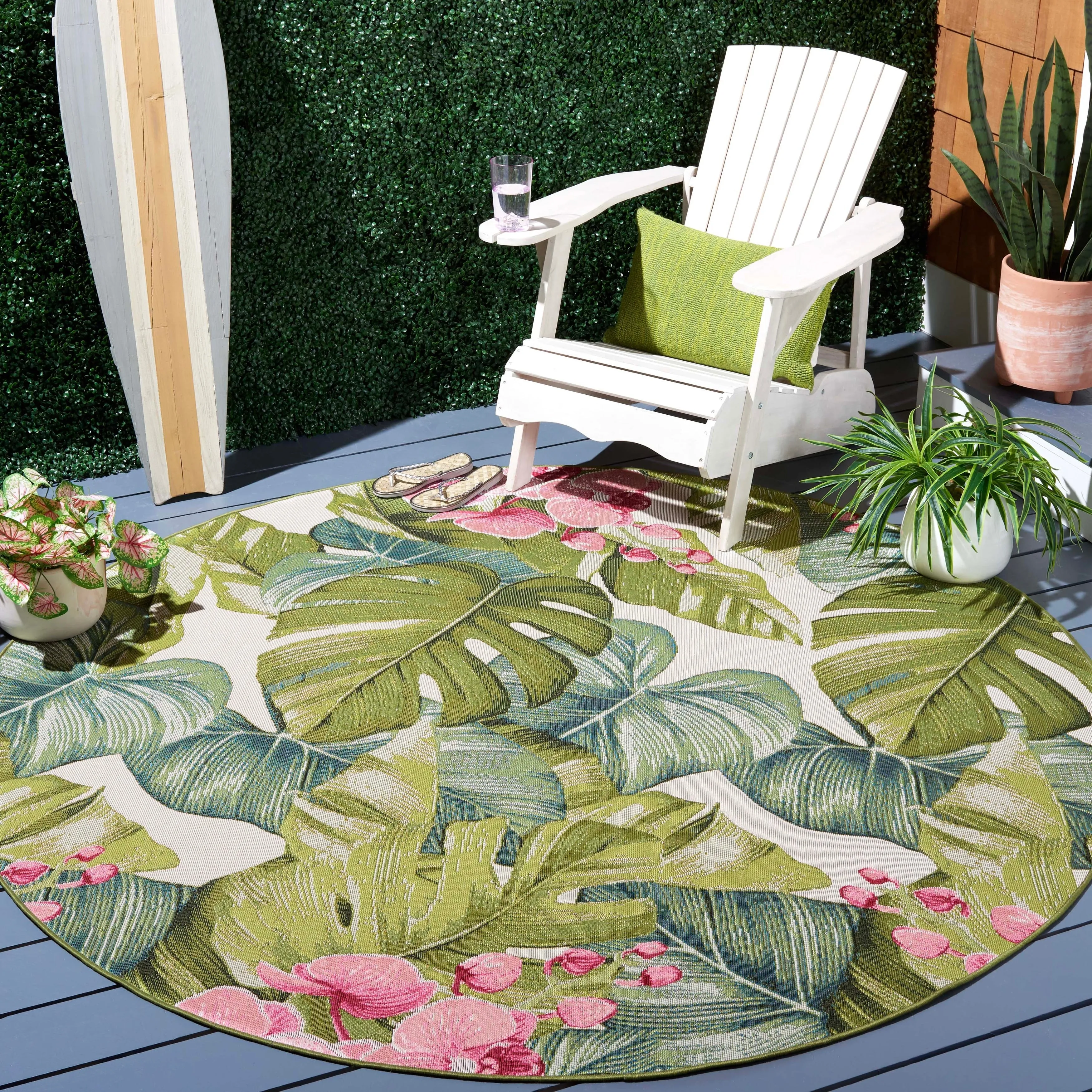 SAFAVIEH Barbados Betzy Tropical Indoor/Outdoor Waterproof Rug