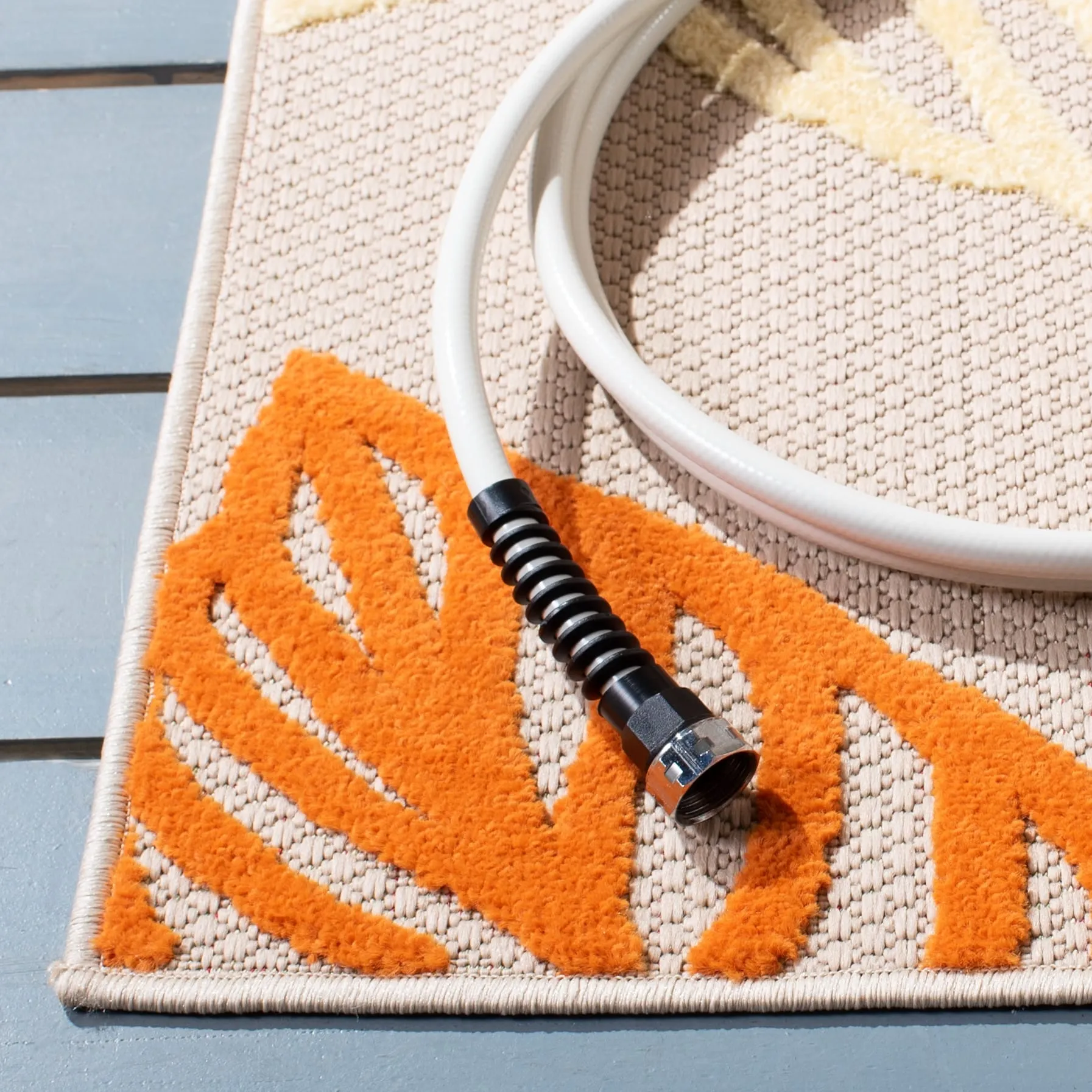 SAFAVIEH Cabana Harmina Indoor/ Outdoor Waterproof Patio Rug