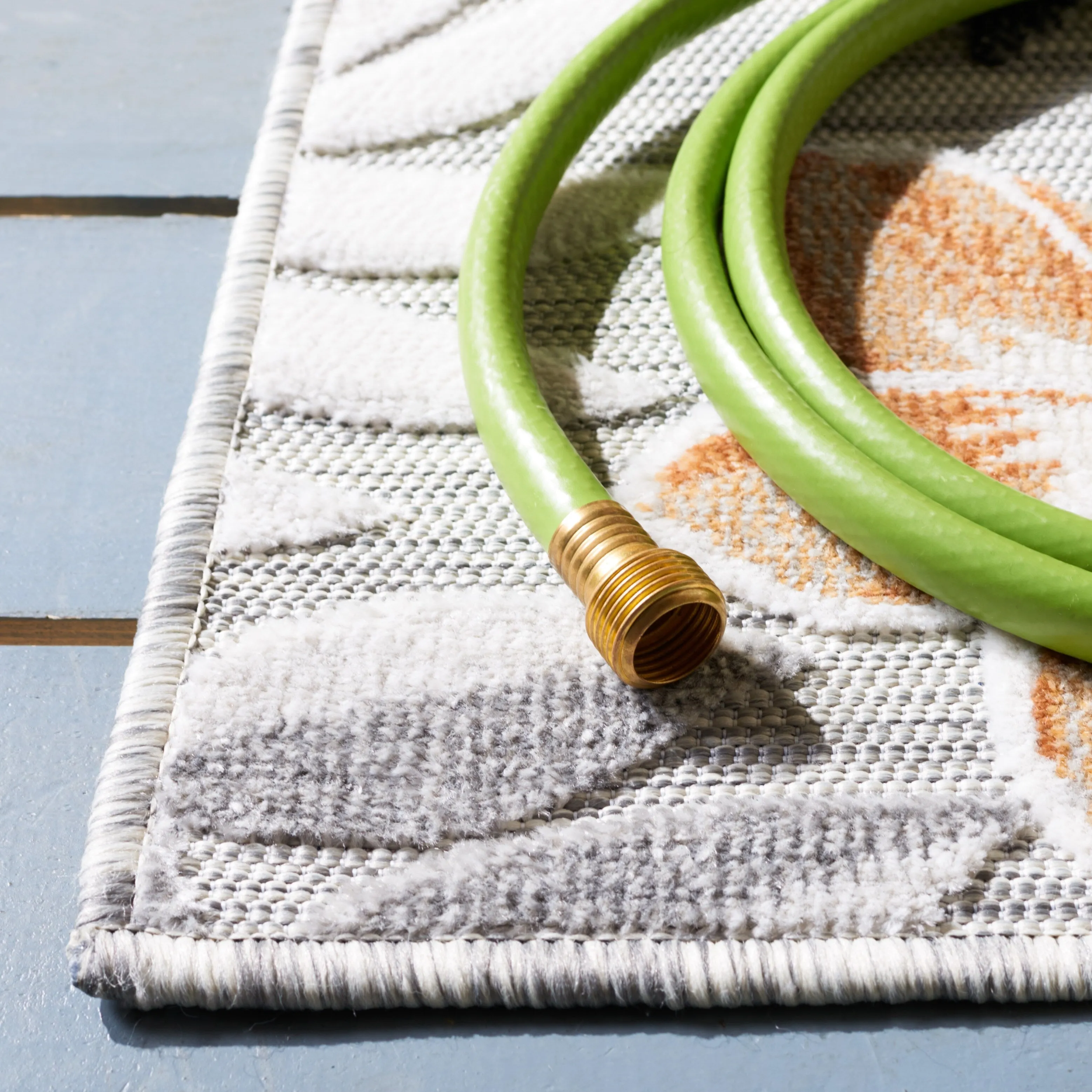SAFAVIEH Cabana Indoor/ Outdoor Waterproof Transitional Rug