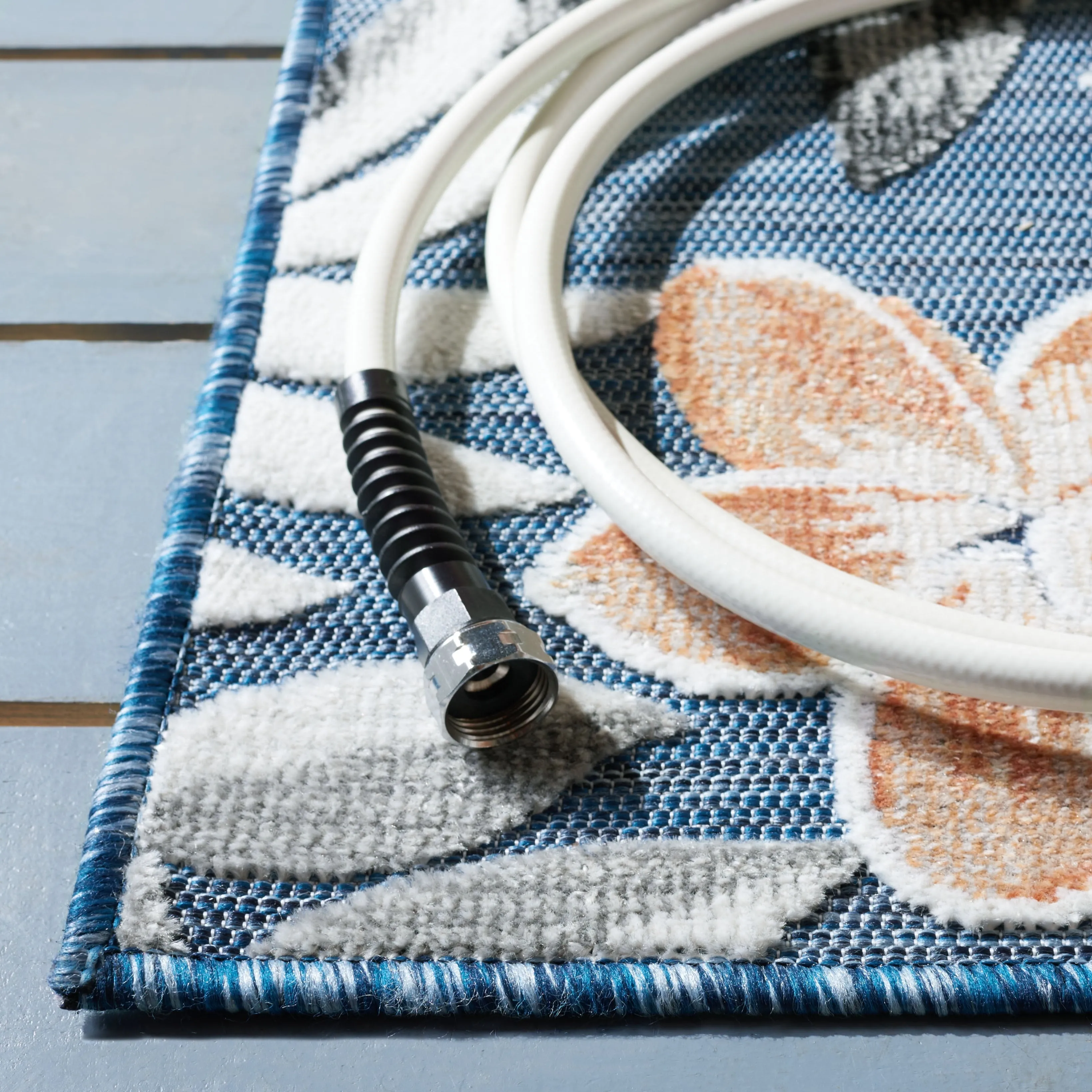 SAFAVIEH Cabana Indoor/ Outdoor Waterproof Transitional Rug
