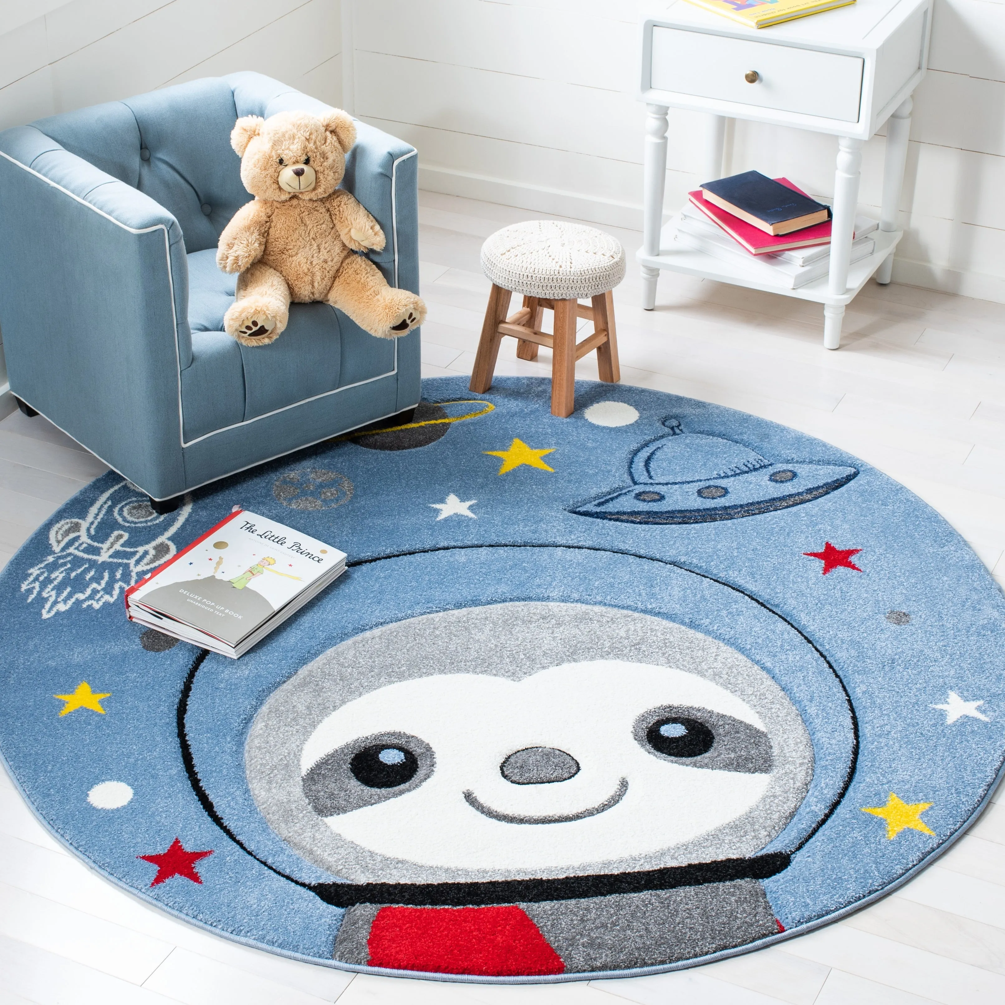 SAFAVIEH Carousel Kids Kolbrin Sloth Astronaut Rug