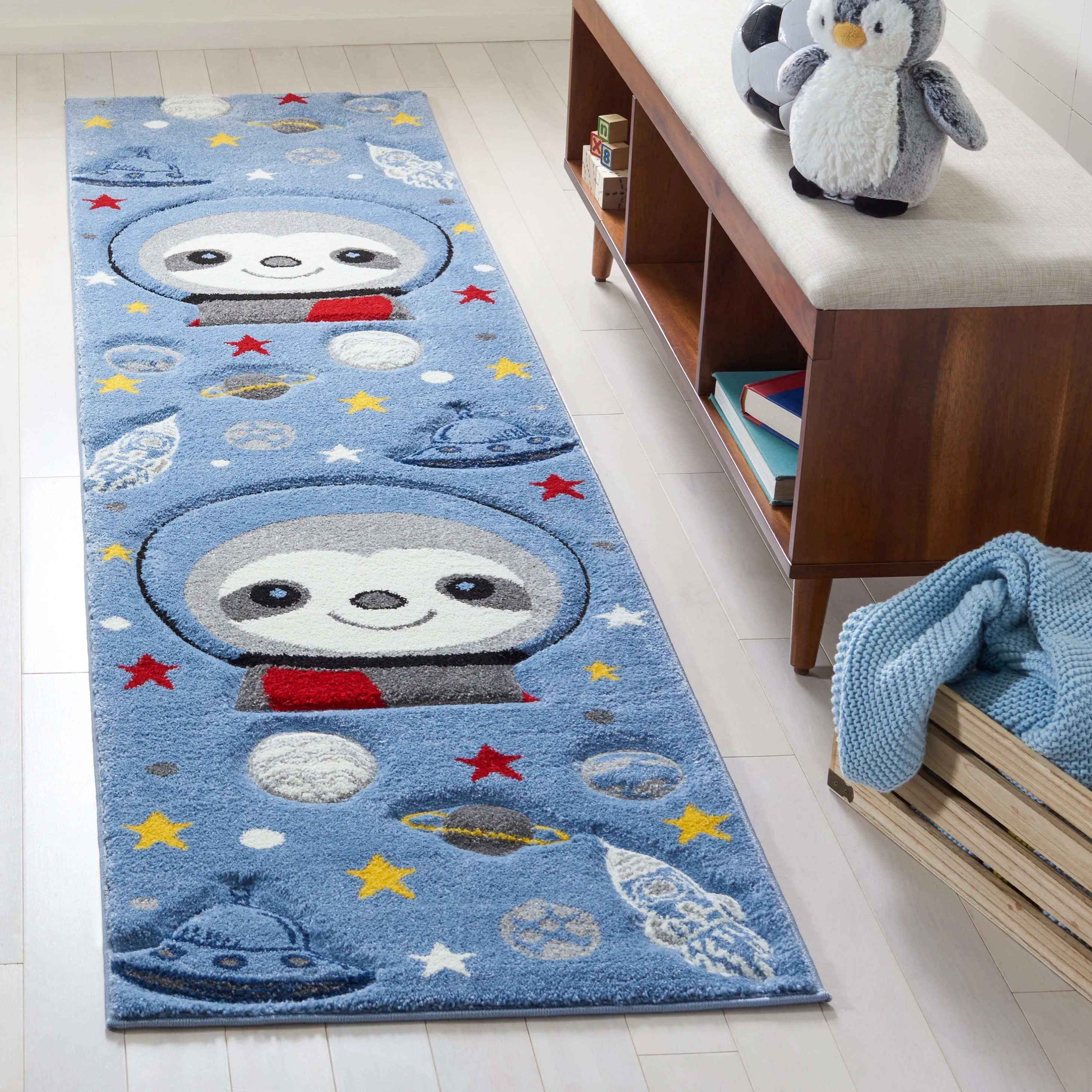 SAFAVIEH Carousel Kids Kolbrin Sloth Astronaut Rug