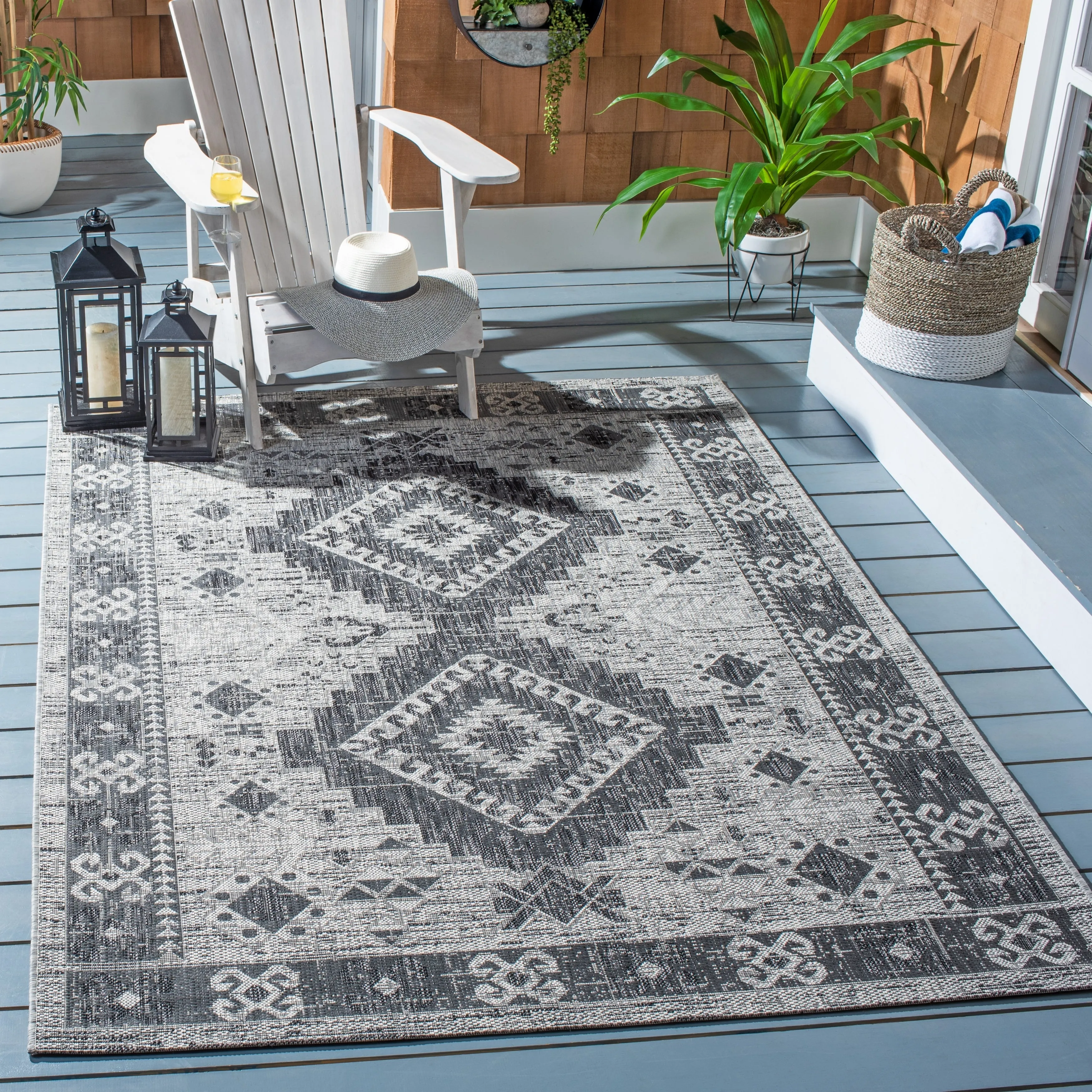 SAFAVIEH Courtyard Adrielle Outdoor Waterproof Patio Backyard Rug