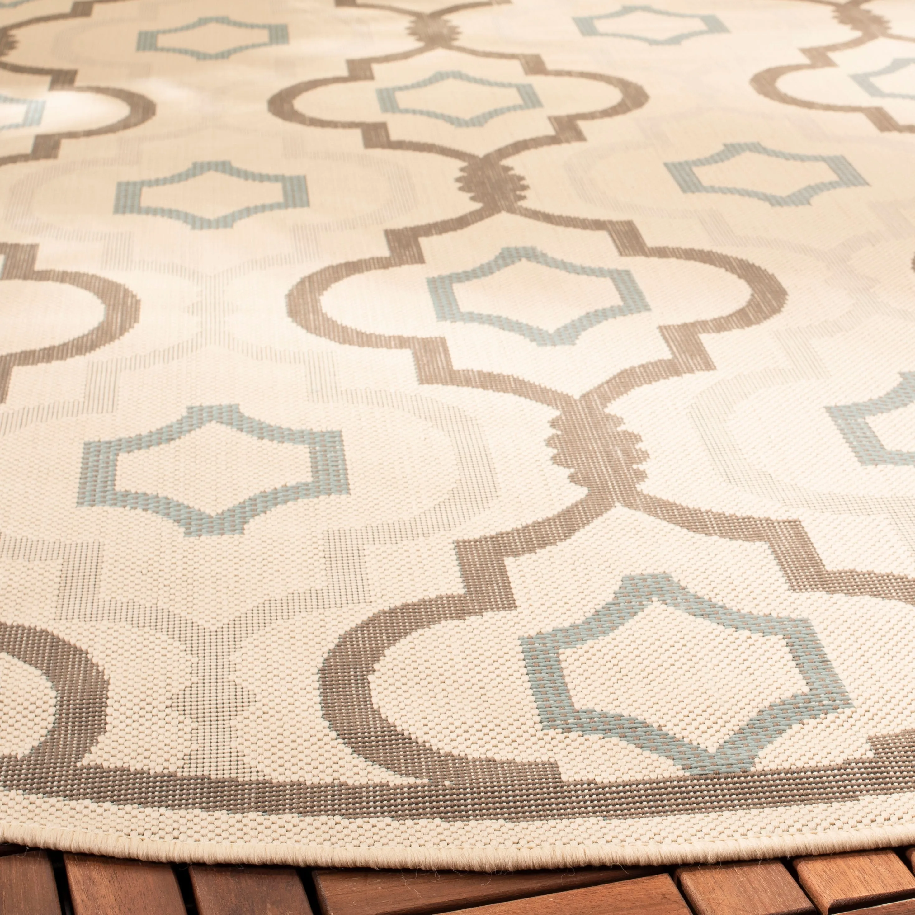 SAFAVIEH Courtyard Annmarie Indoor/ Outdoor Waterproof Patio Backyard Rug