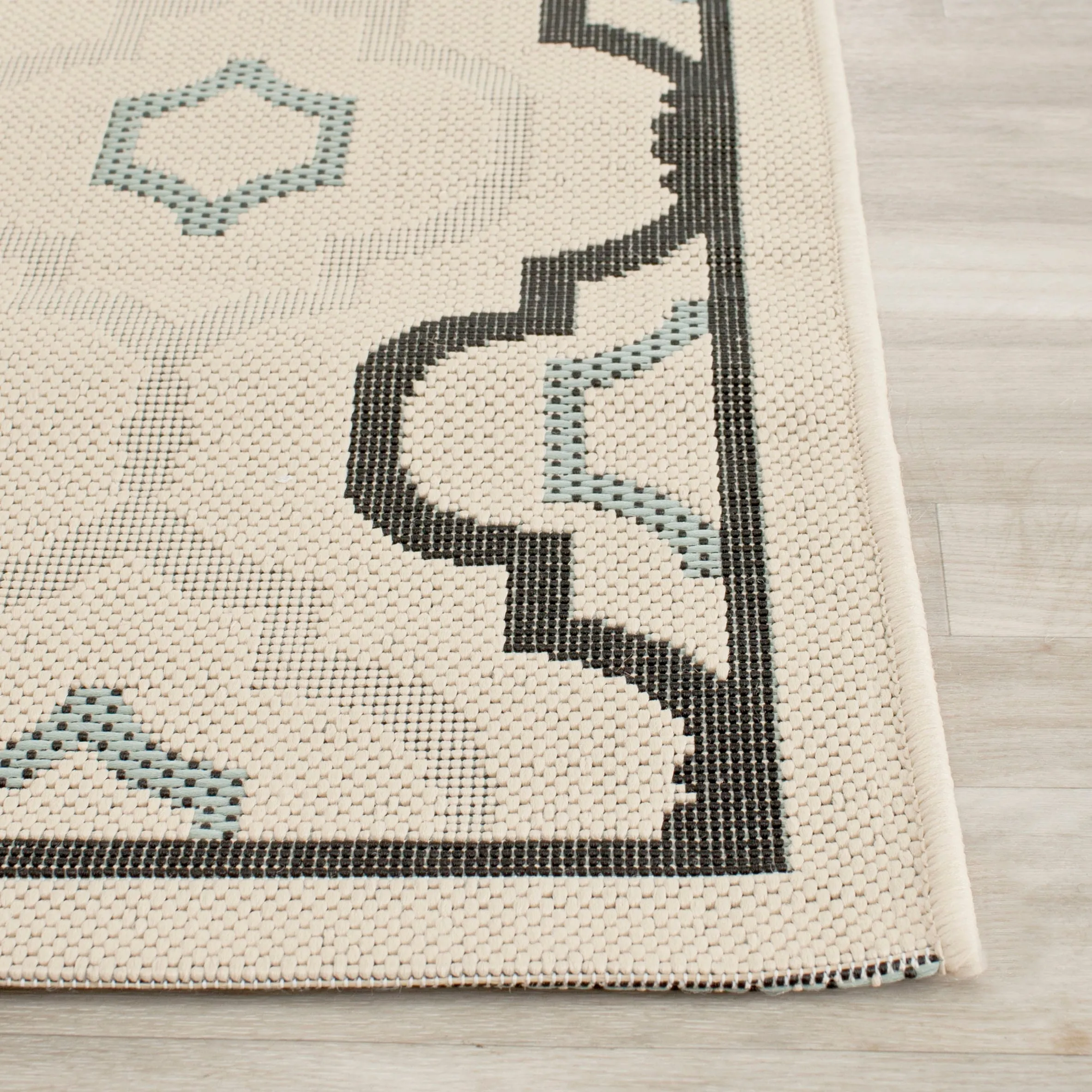 SAFAVIEH Courtyard Annmarie Indoor/ Outdoor Waterproof Patio Backyard Rug