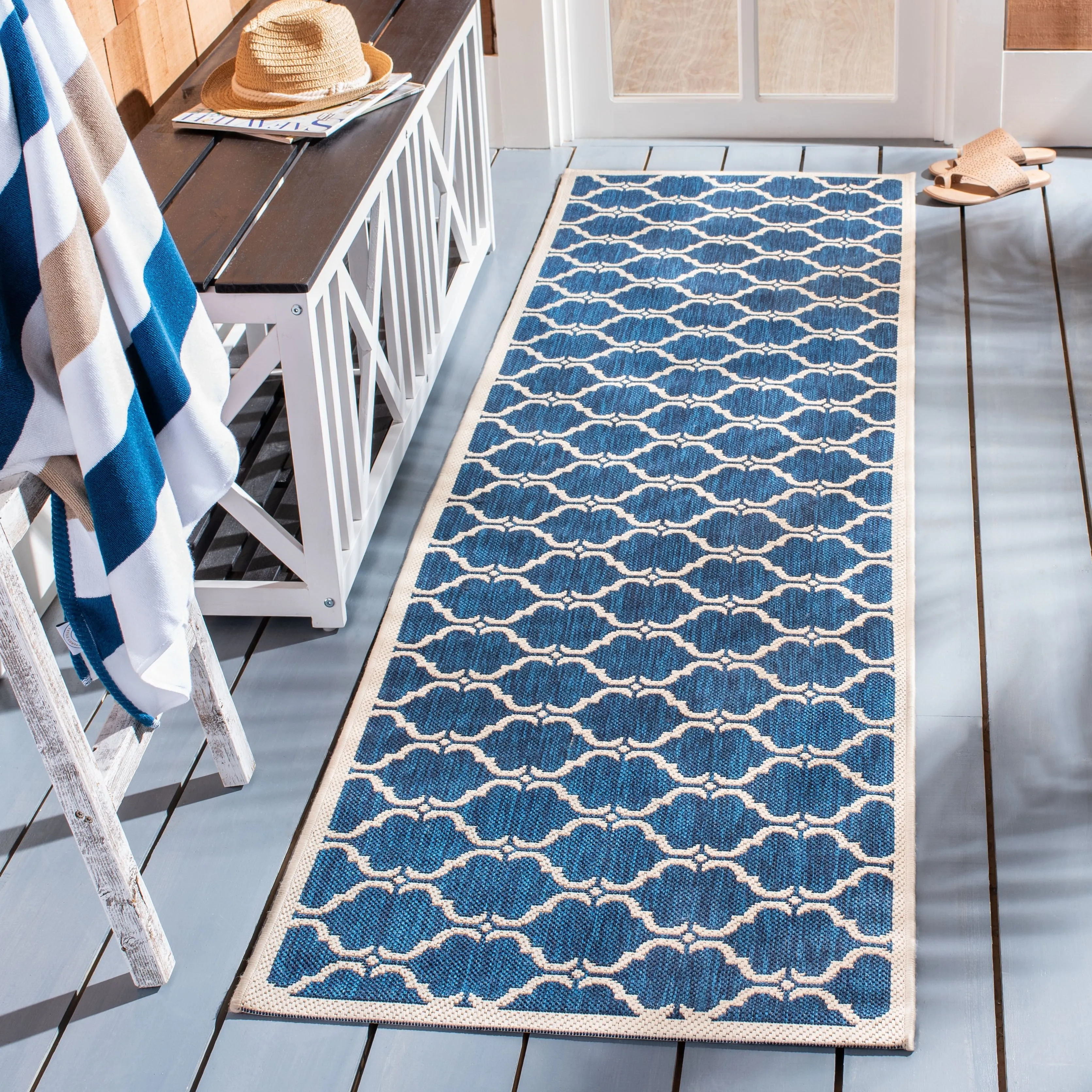 SAFAVIEH Courtyard Charleen Indoor/ Outdoor Waterproof Patio Backyard Rug