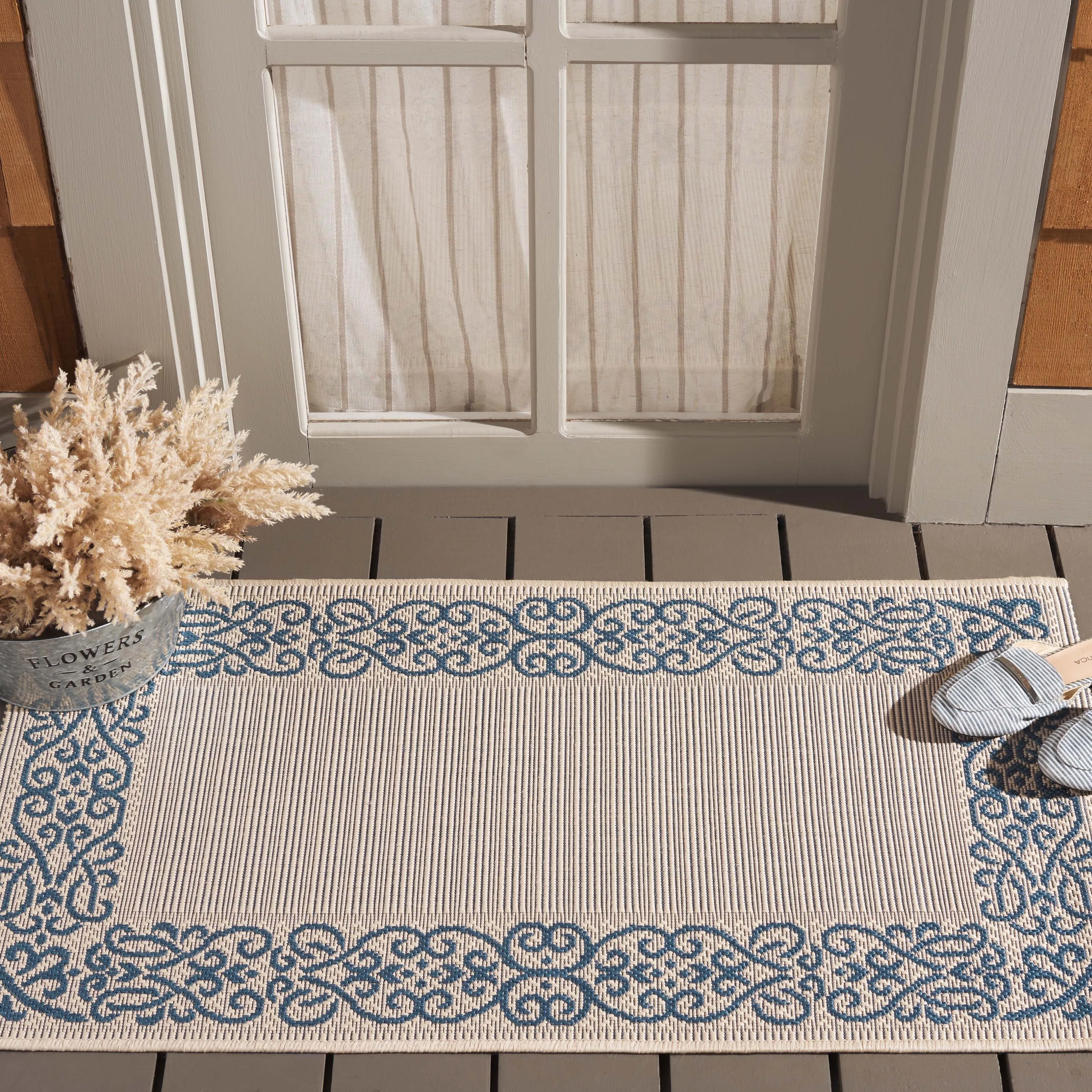 SAFAVIEH Courtyard Ikerne Waterproof Patio Backyard Rug