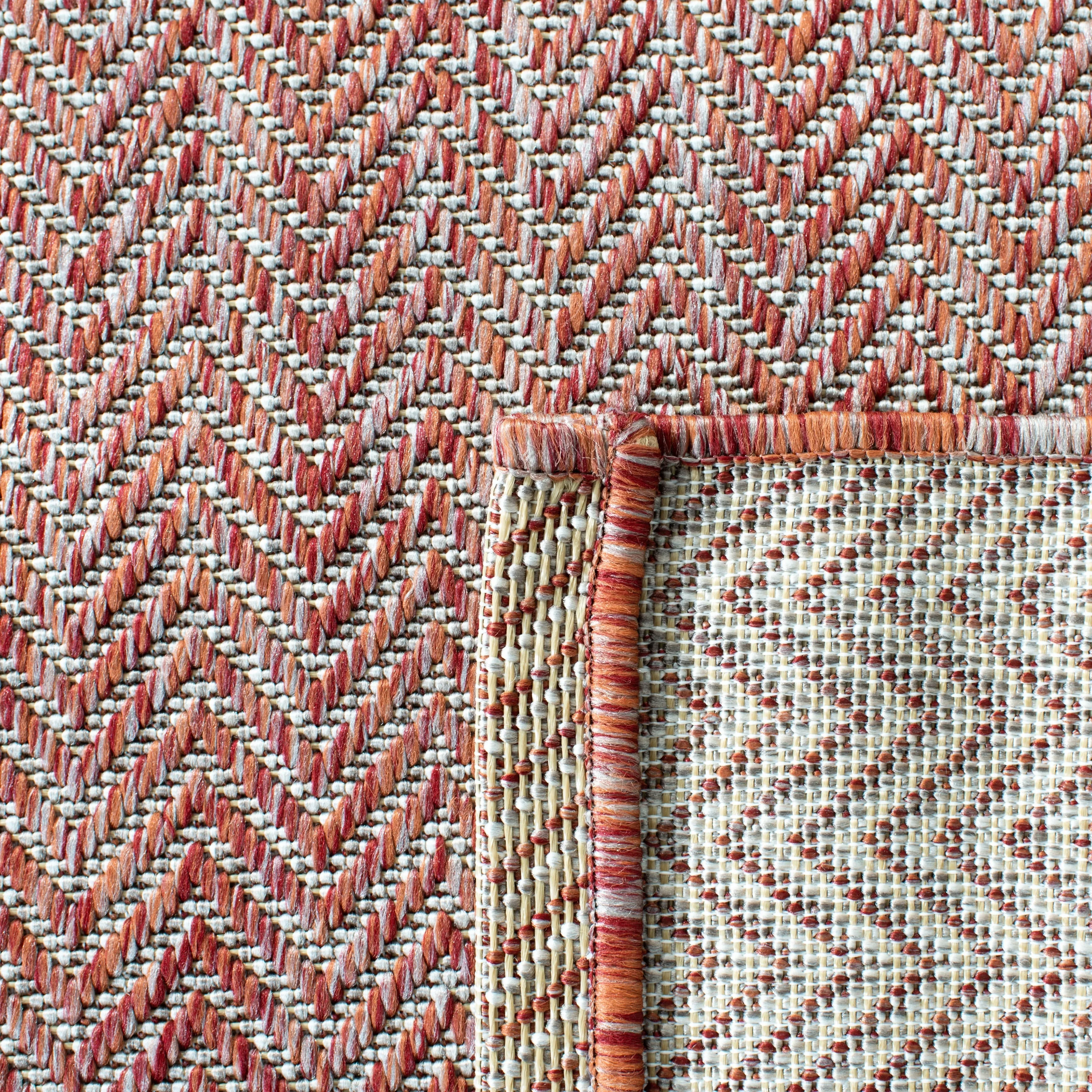 SAFAVIEH Courtyard Ilmur Indoor/ Outdoor Waterproof Patio Backyard Rug