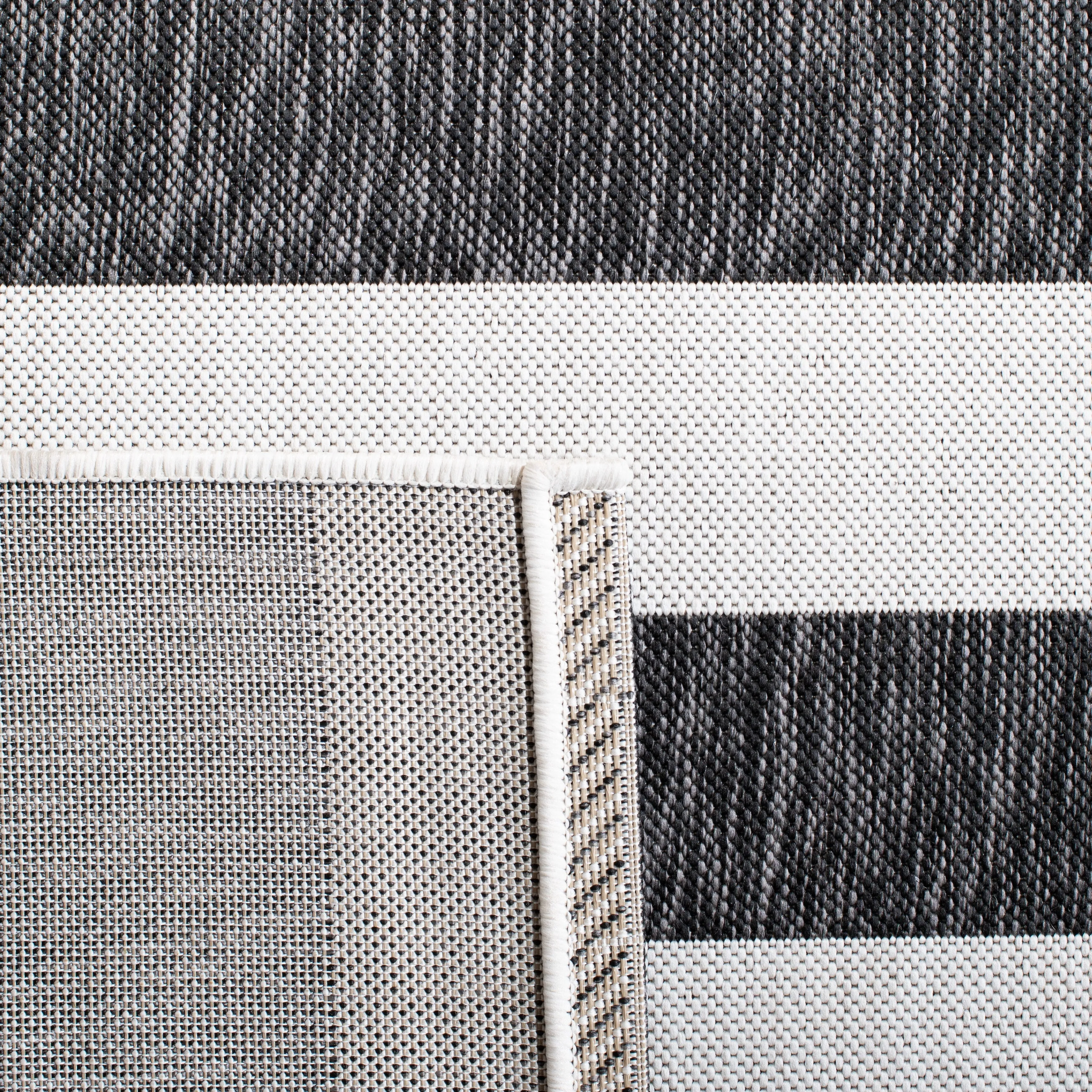 SAFAVIEH Courtyard Jetje Indoor/ Outdoor Waterproof Backyard Patio Rug