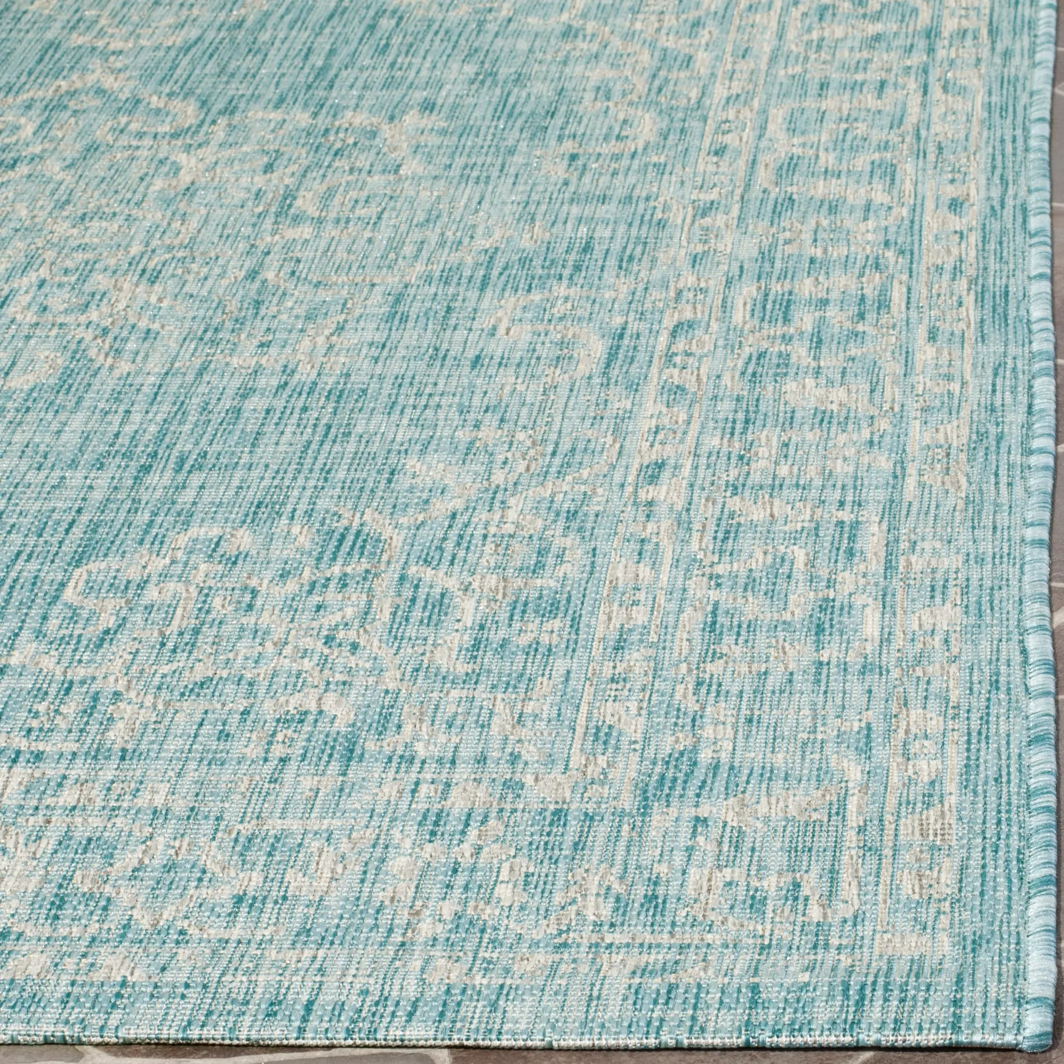 SAFAVIEH Courtyard Karolyn Medallion Indoor/ Outdoor Waterproof Patio Backyard Rug