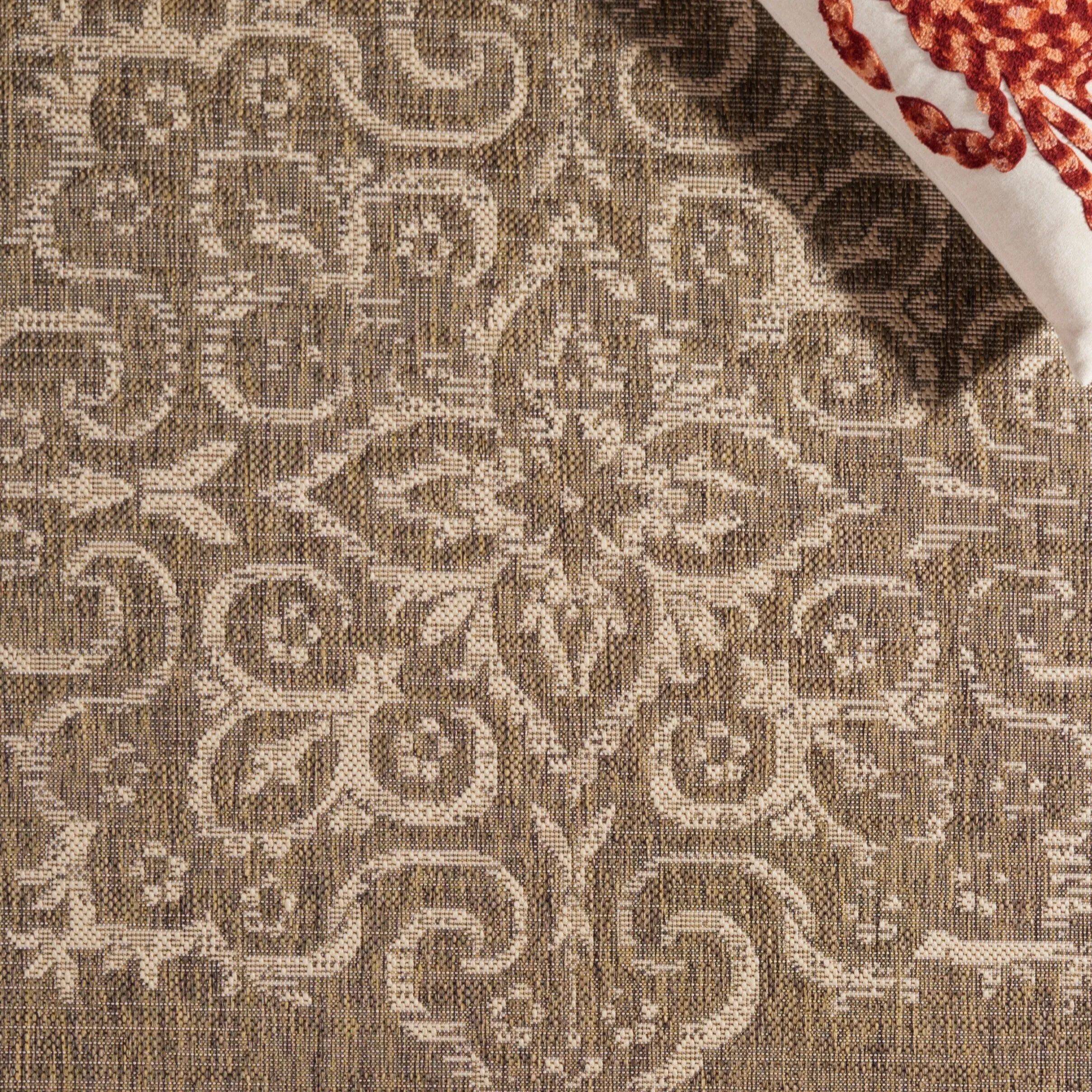 SAFAVIEH Courtyard Karolyn Medallion Indoor/ Outdoor Waterproof Patio Backyard Rug