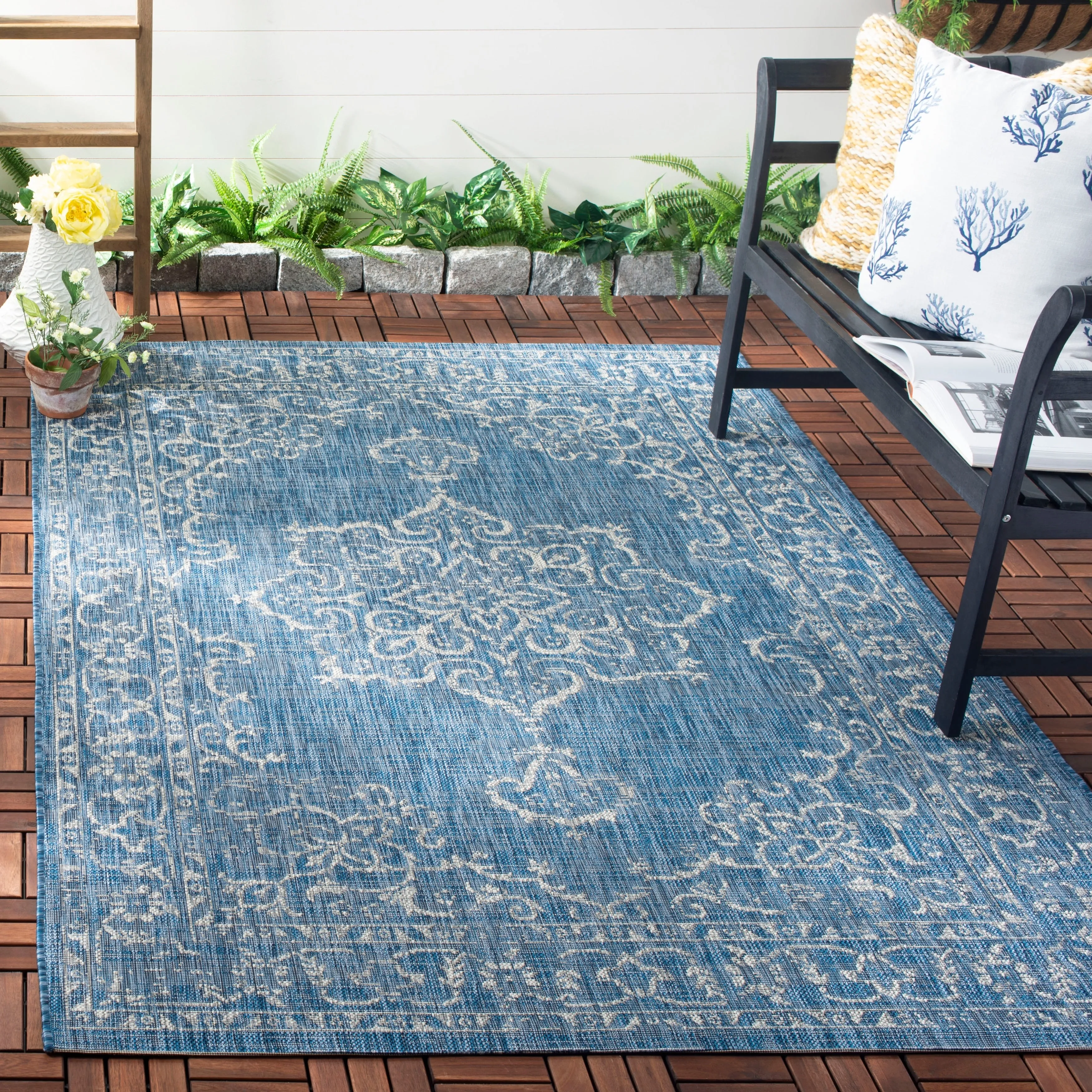 SAFAVIEH Courtyard Karolyn Medallion Indoor/ Outdoor Waterproof Patio Backyard Rug