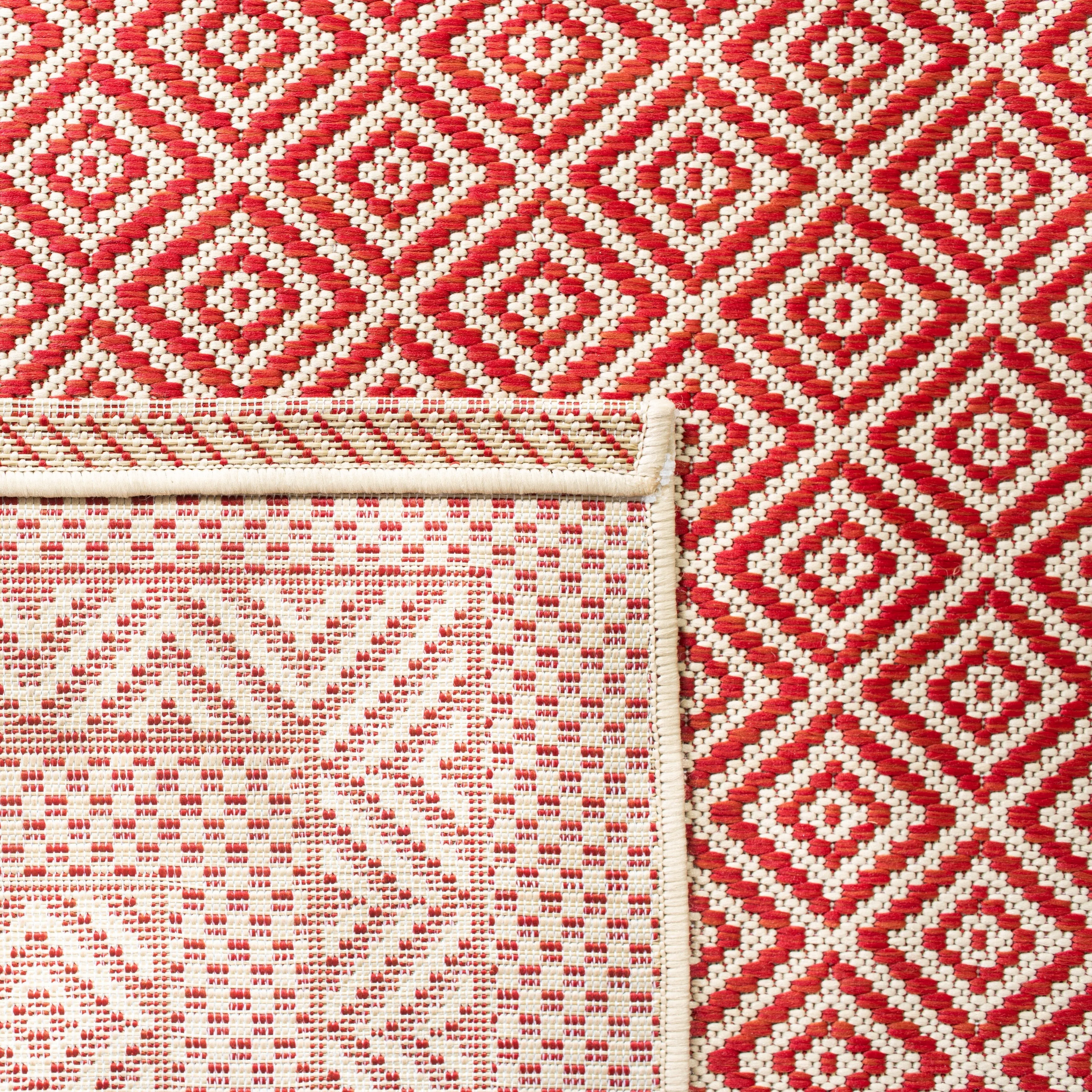 SAFAVIEH Courtyard Lenaik Indoor/ Outdoor Waterproof Patio Backyard Rug