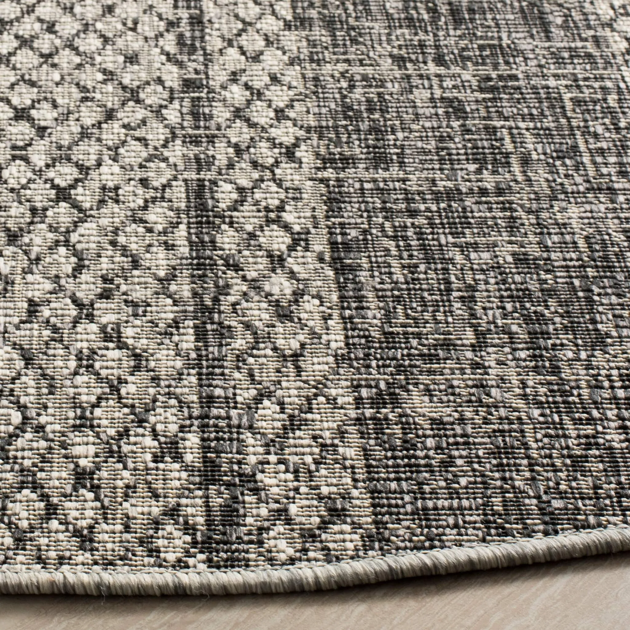 SAFAVIEH Courtyard Nanci Stripe Indoor/ Outdoor Waterproof Patio Backyard Rug