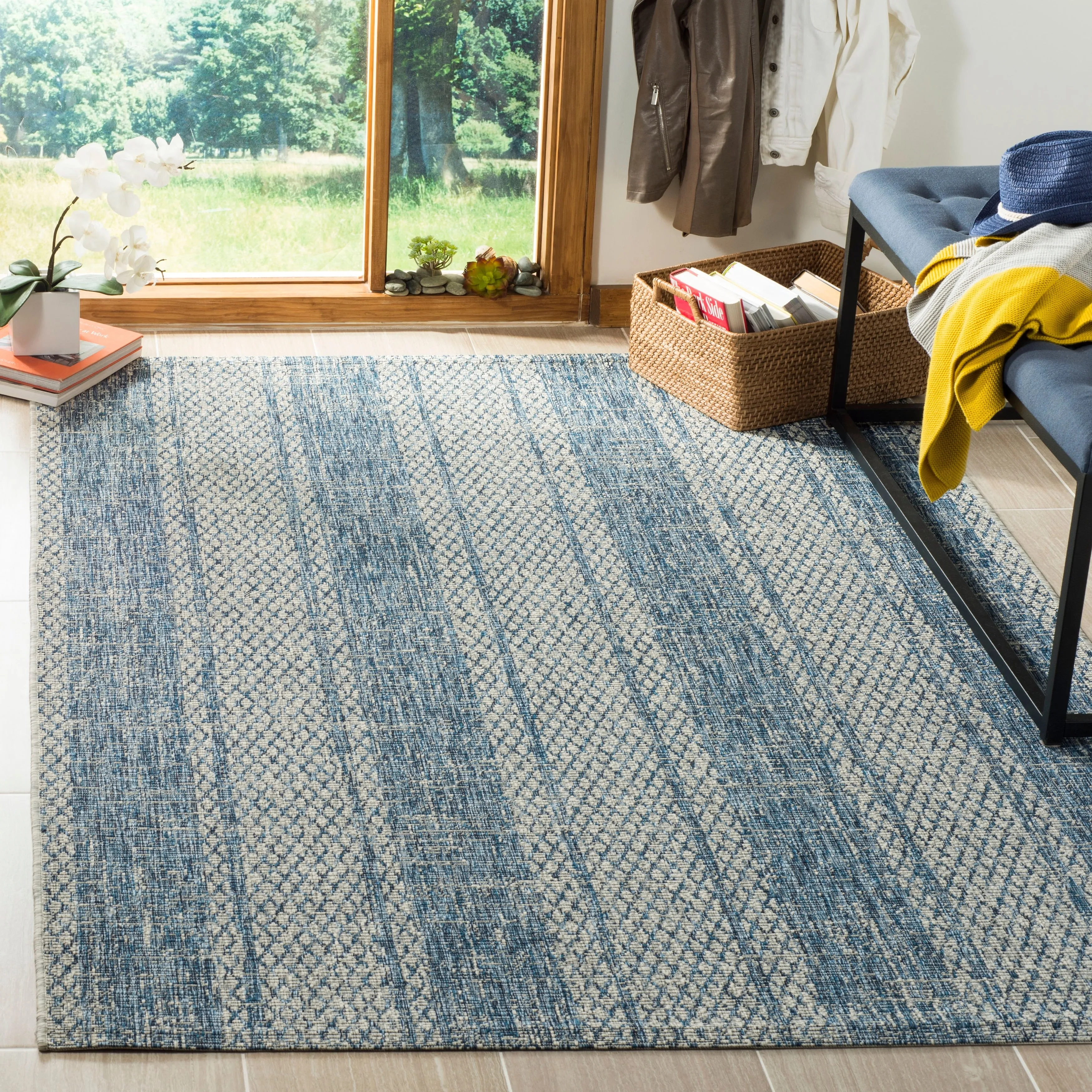 SAFAVIEH Courtyard Nanci Stripe Indoor/ Outdoor Waterproof Patio Backyard Rug