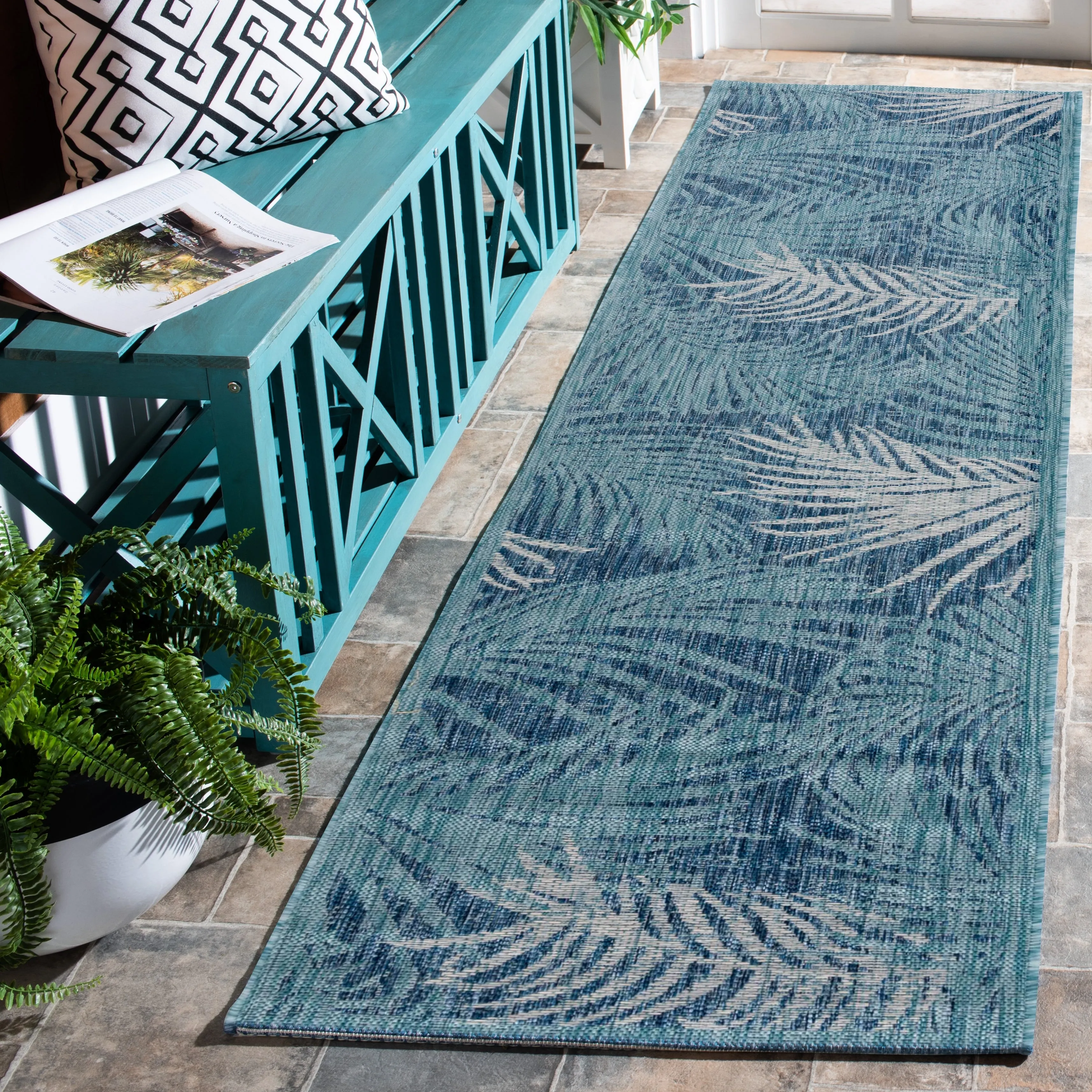 SAFAVIEH Courtyard Nott Tropical Indoor/ Outdoor Waterproof Patio Backyard Rug