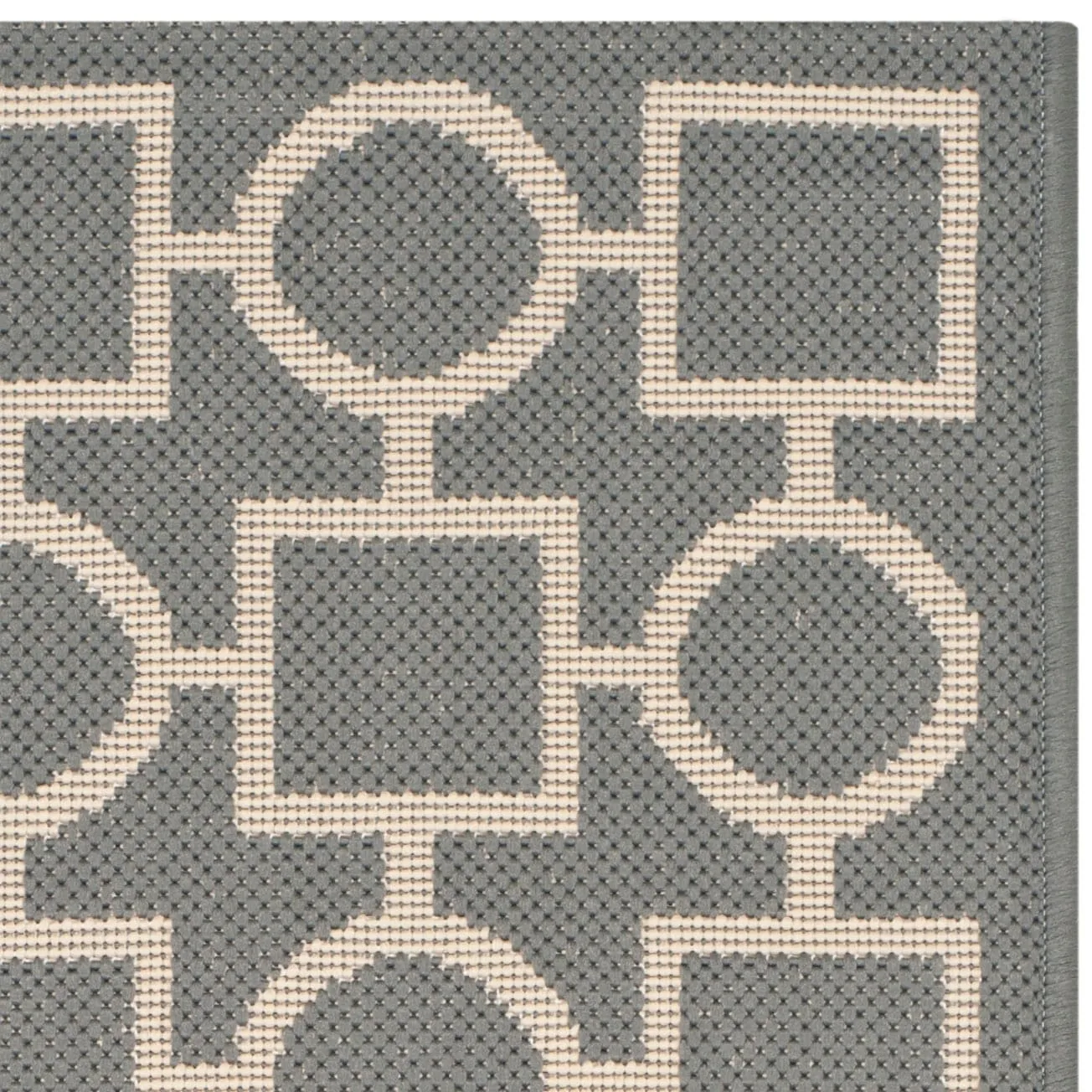 SAFAVIEH Courtyard Sharlene Indoor/ Outdoor Waterproof Patio Backyard Rug