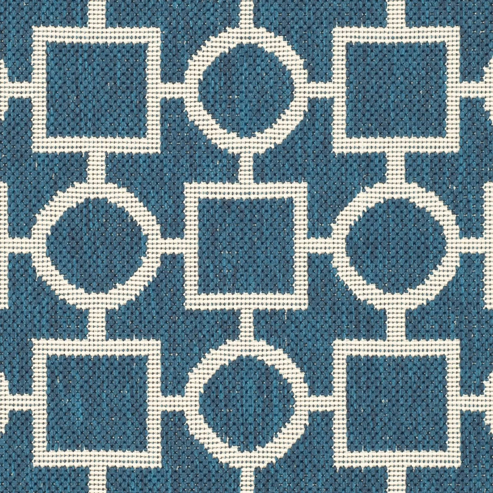 SAFAVIEH Courtyard Sharlene Indoor/ Outdoor Waterproof Patio Backyard Rug