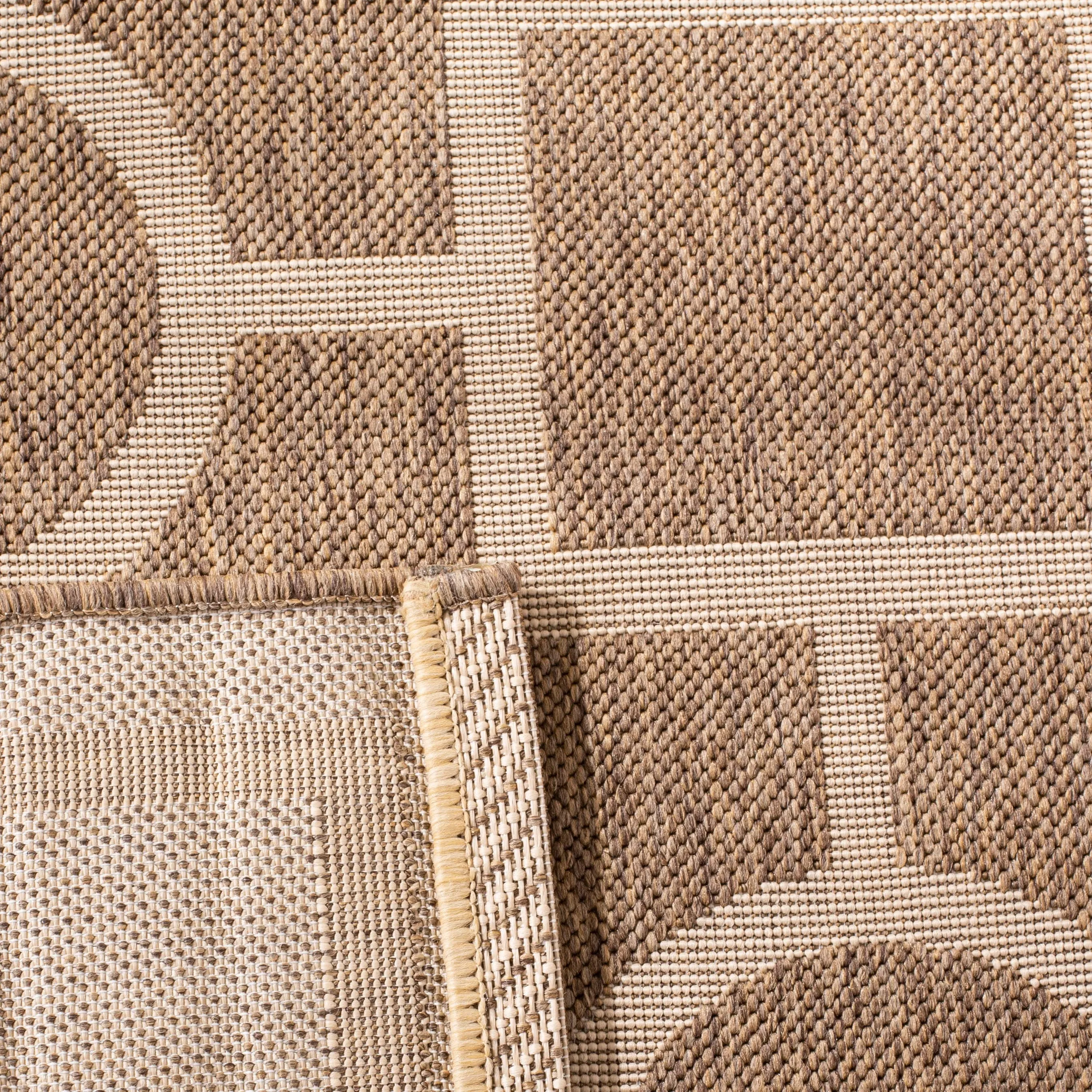 SAFAVIEH Courtyard Sharlene Indoor/ Outdoor Waterproof Patio Backyard Rug