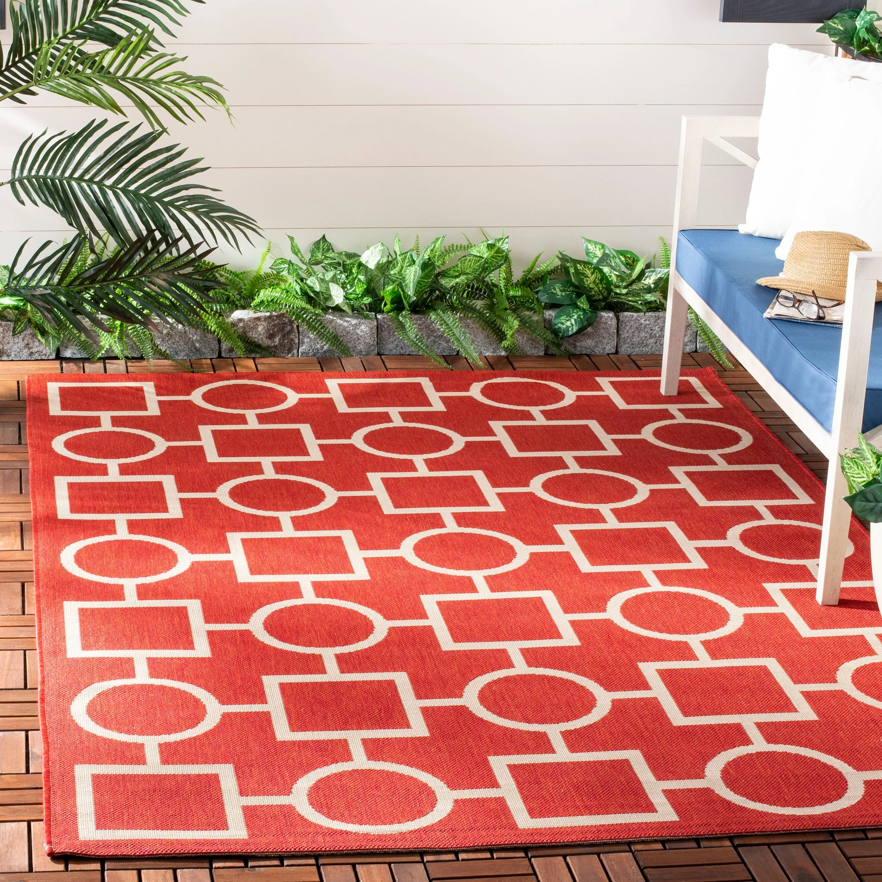 SAFAVIEH Courtyard Sharlene Indoor/ Outdoor Waterproof Patio Backyard Rug